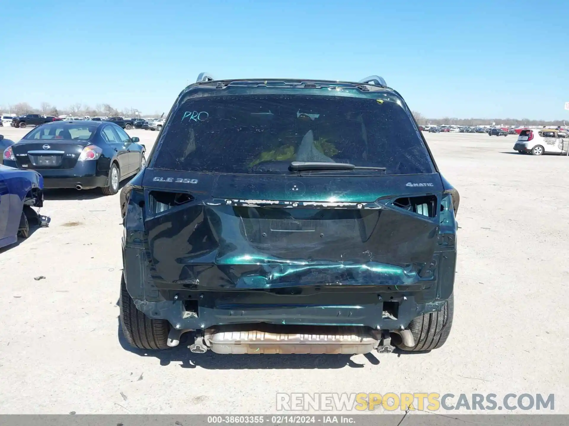 17 Photograph of a damaged car 4JGFB4KE8MA490347 MERCEDES-BENZ GLE 350 2021