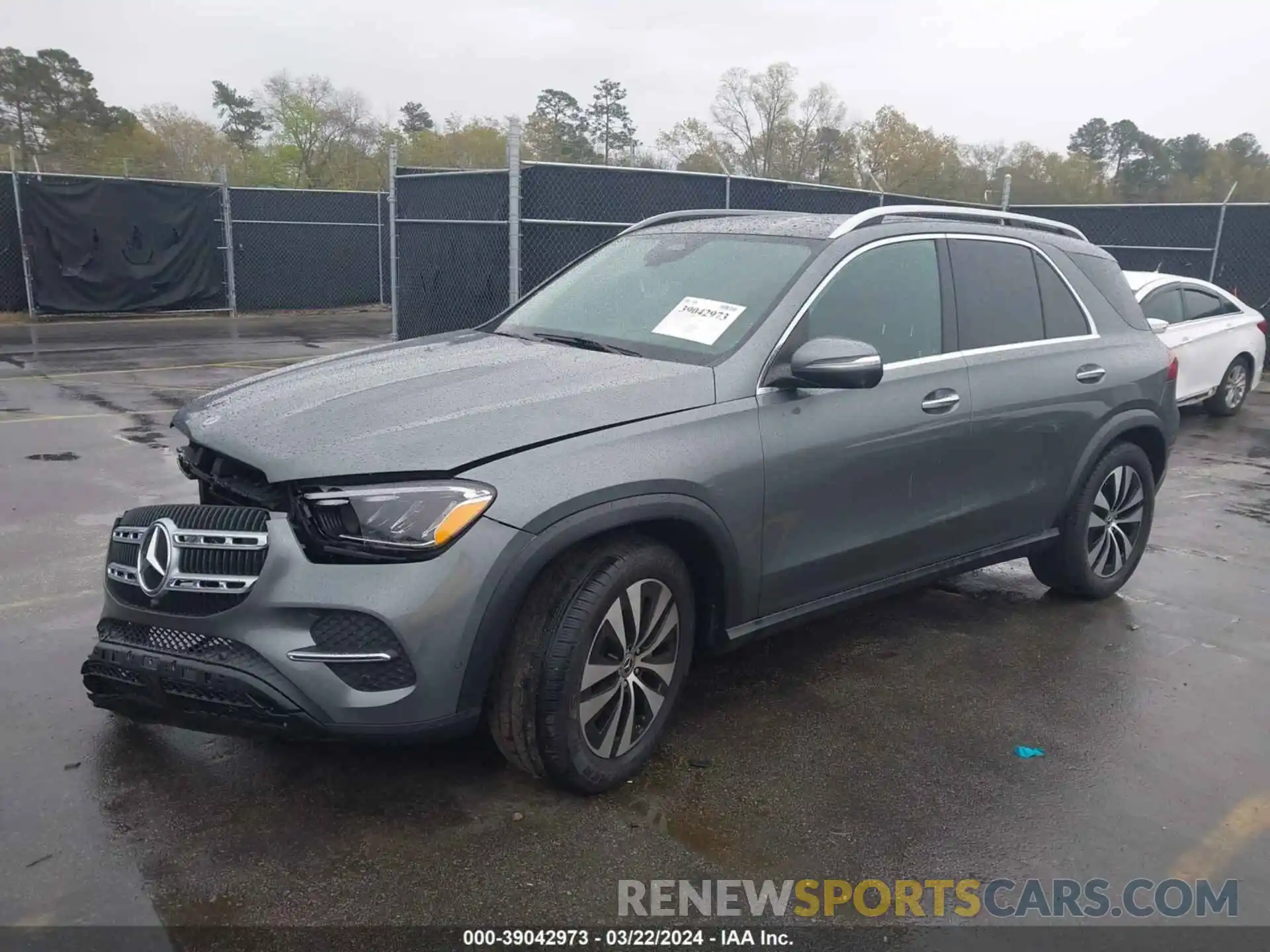 2 Photograph of a damaged car 4JGFB4FB3RB111143 MERCEDES-BENZ GLE 350 2024