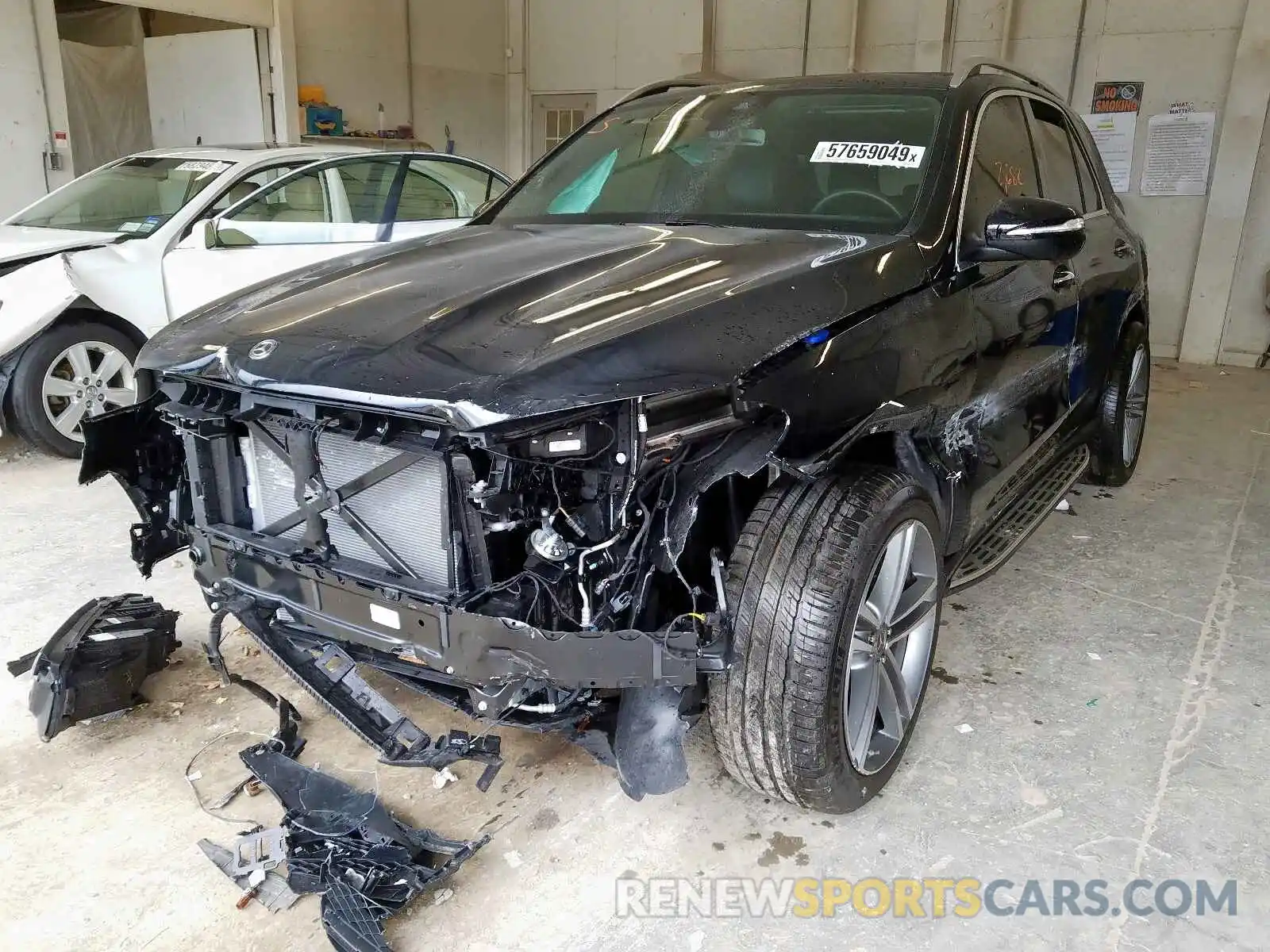 2 Photograph of a damaged car 4JGFB4KB5LA076110 MERCEDES-BENZ GLE 350 4M 2020