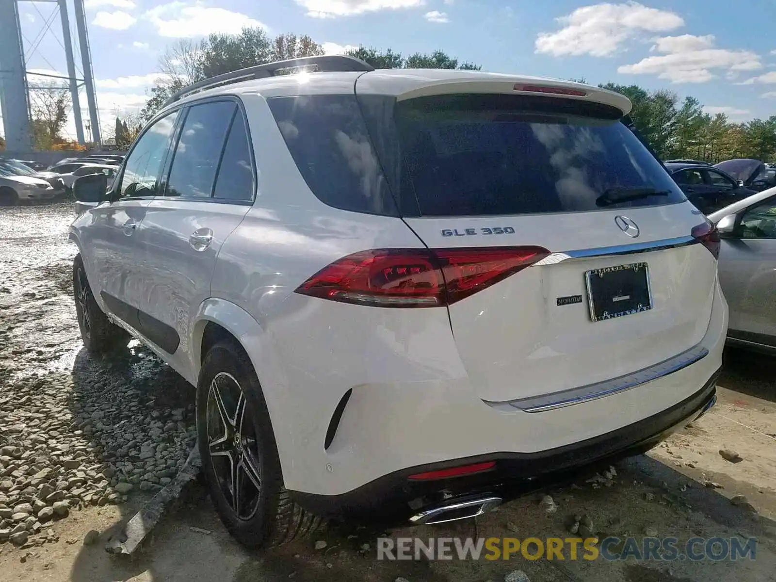 3 Photograph of a damaged car 4JGFB4KB6LA102424 MERCEDES-BENZ GLE 350 4M 2020