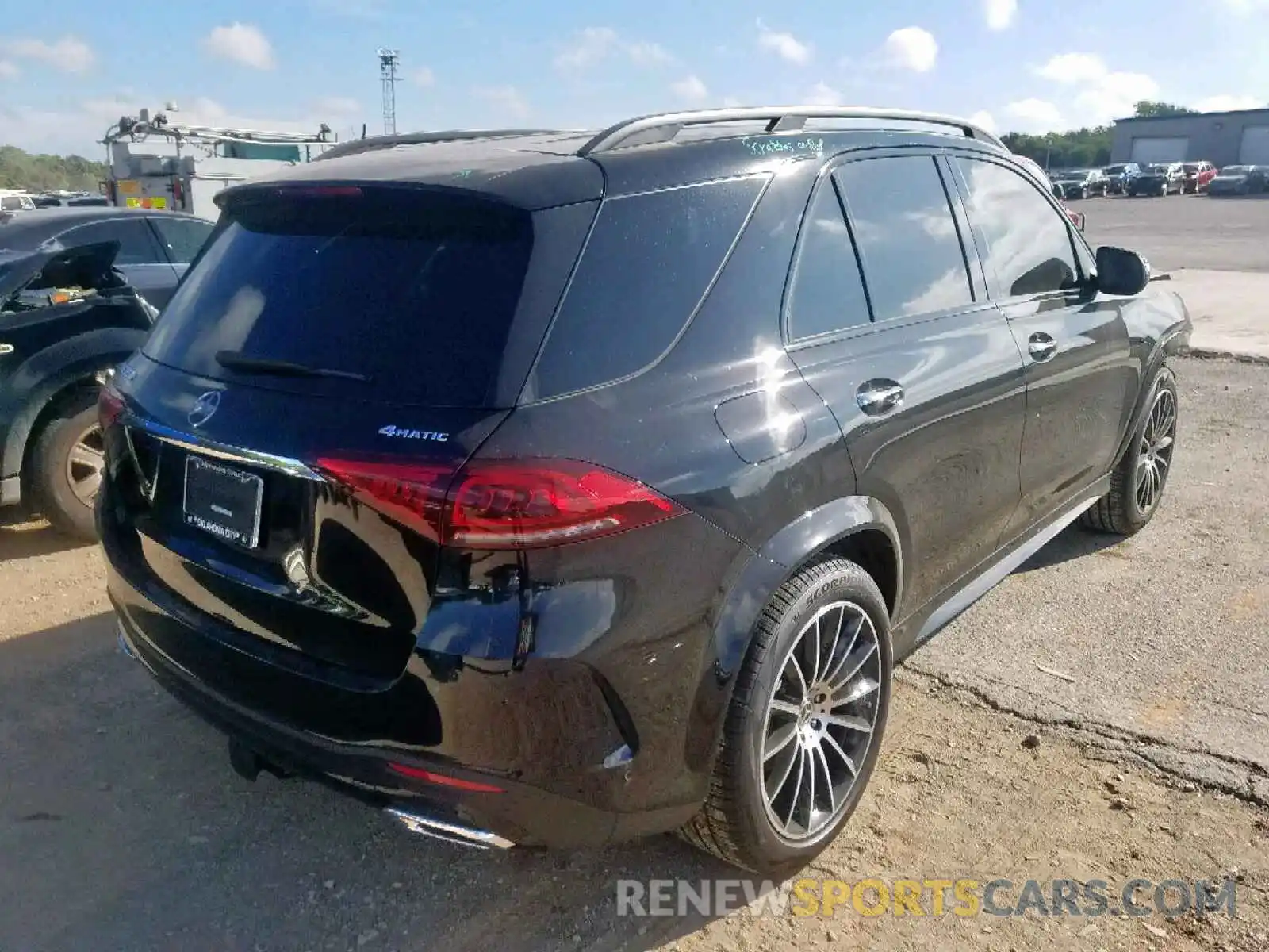 4 Photograph of a damaged car 4JGFB4KBXLA077205 MERCEDES-BENZ GLE 350 4M 2020