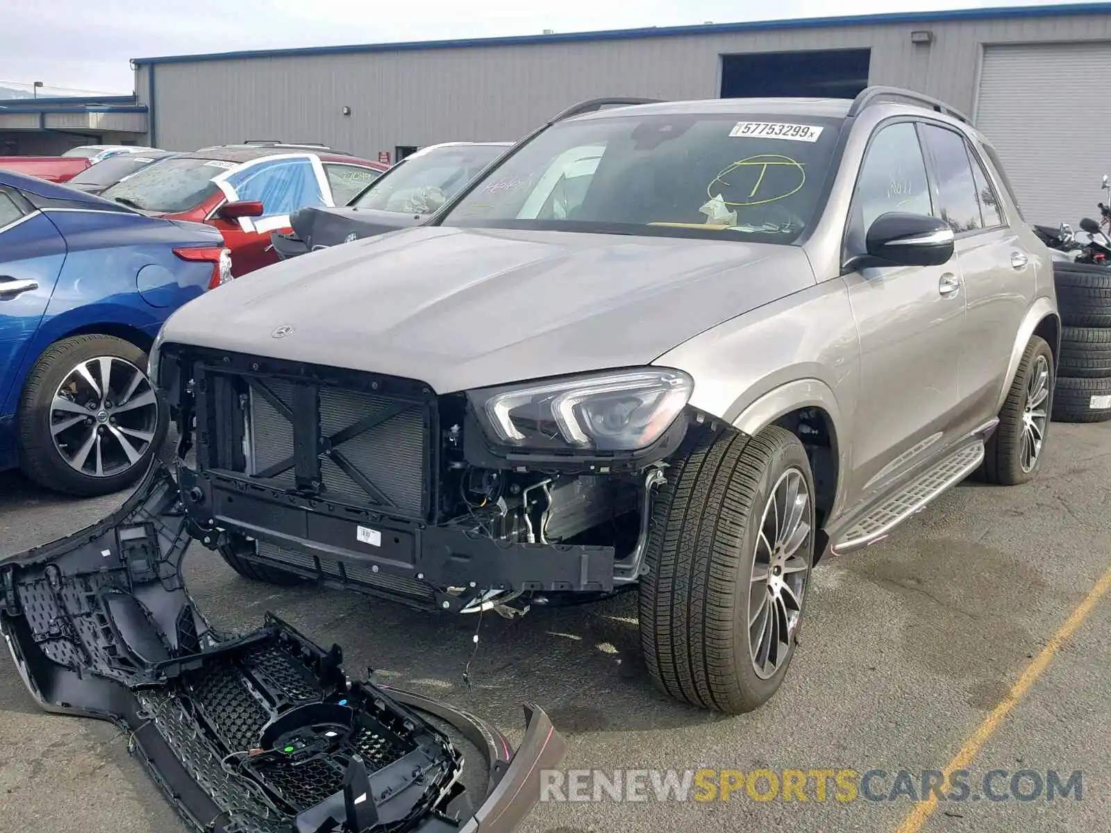 2 Photograph of a damaged car 4JGFB4KBXLA079357 MERCEDES-BENZ GLE 350 4M 2020