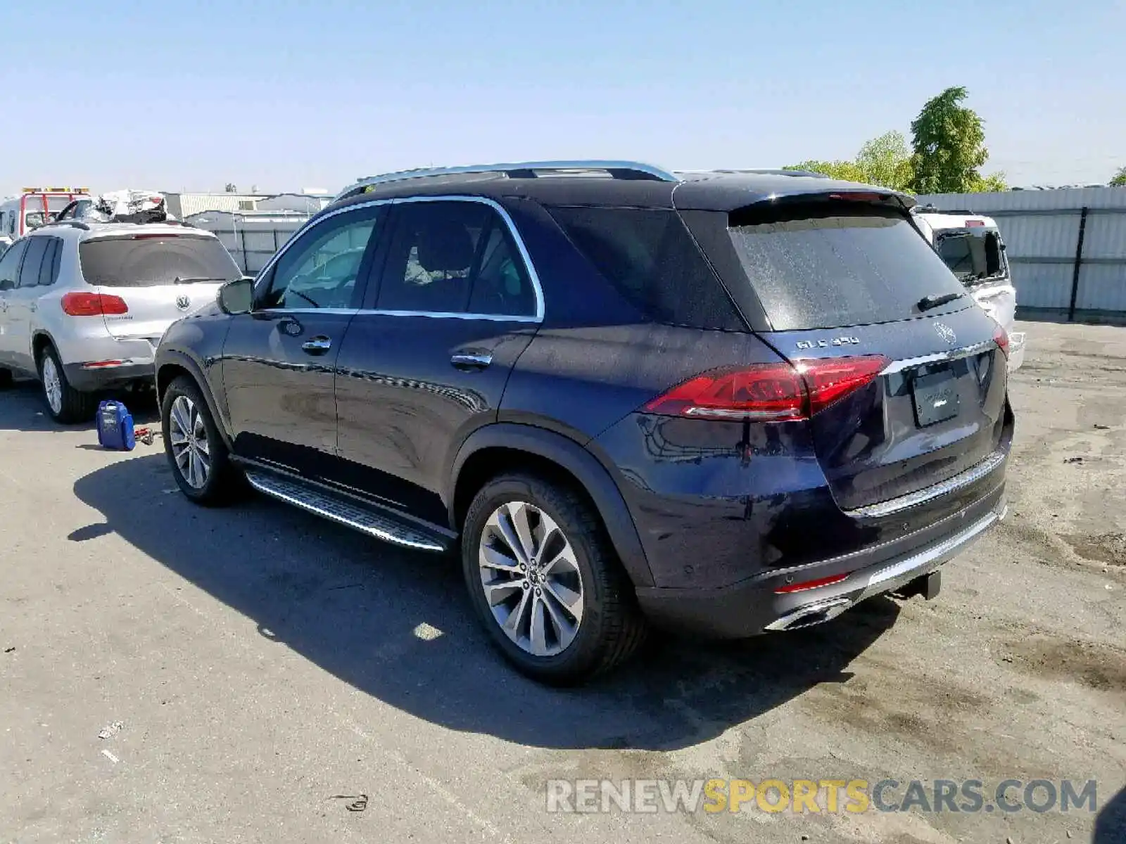 3 Photograph of a damaged car 4JGFB4KE3LA081803 MERCEDES-BENZ GLE 350 4M 2020