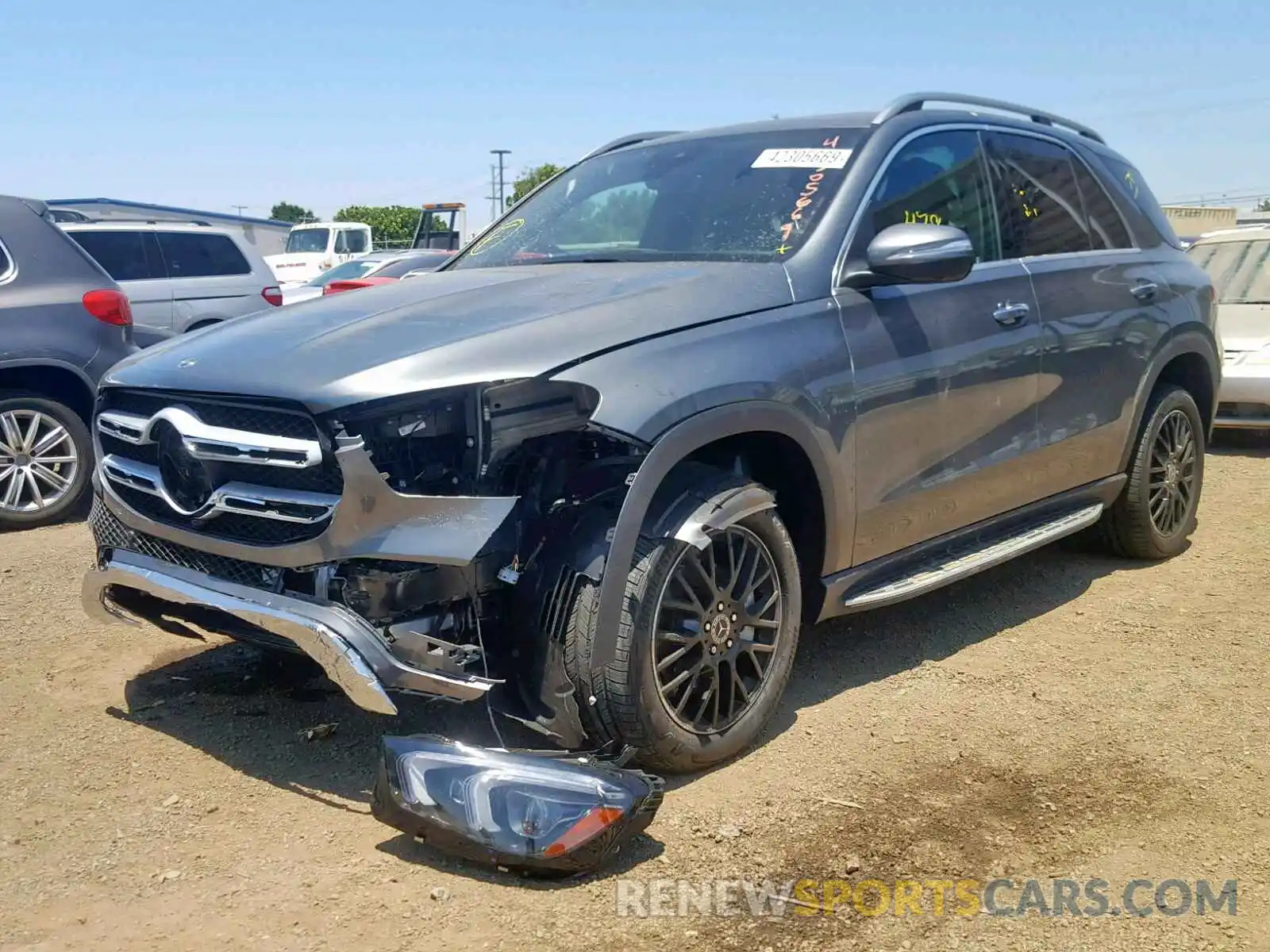 2 Photograph of a damaged car 4JGFB4KE5LA058149 MERCEDES-BENZ GLE 350 4M 2020