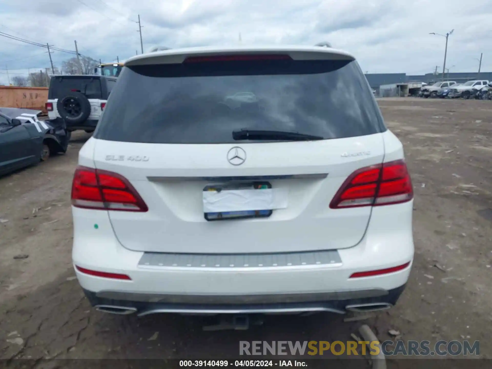 15 Photograph of a damaged car 4JGDA5GB6KB214237 MERCEDES-BENZ GLE 400 2019