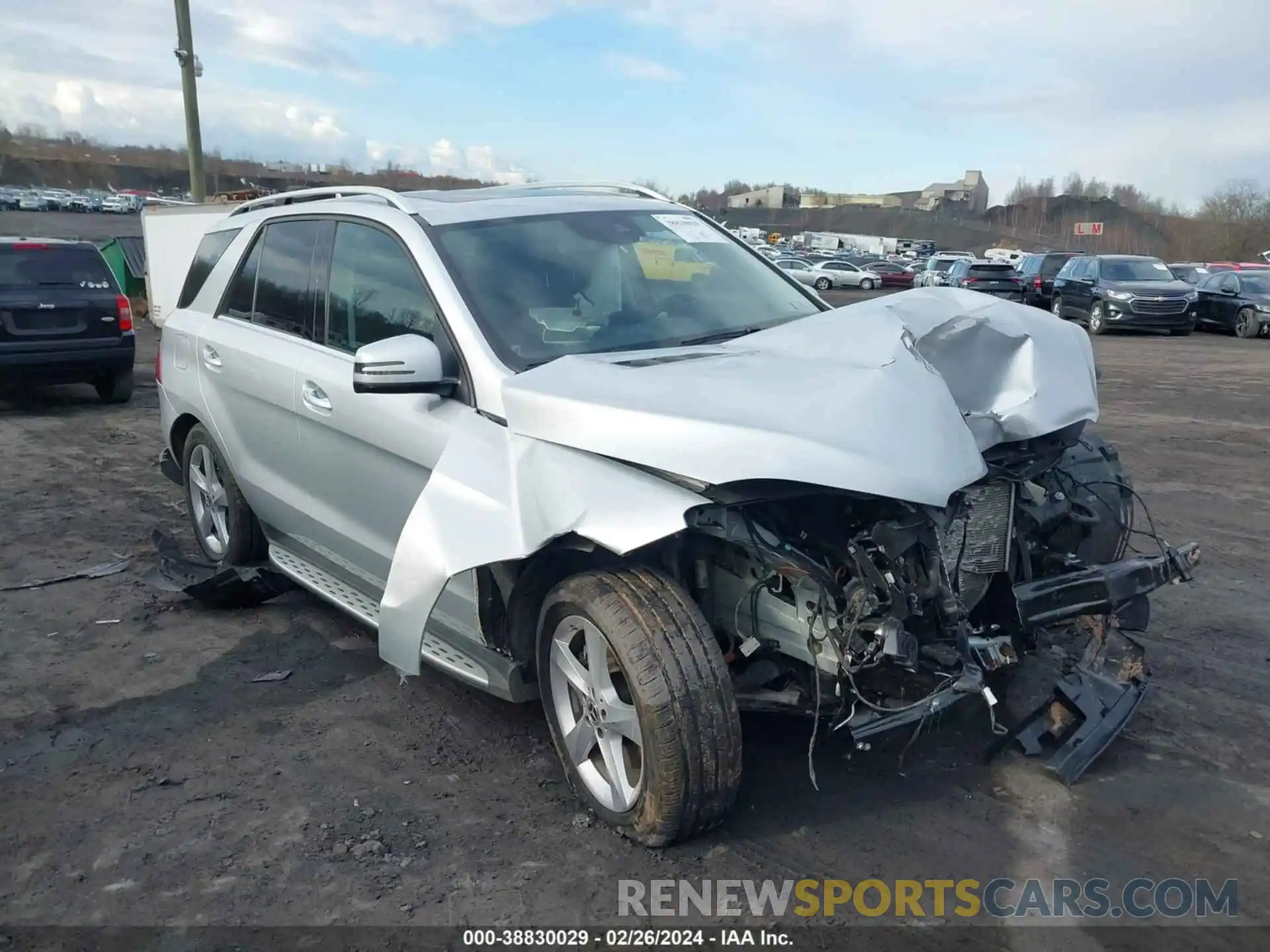 1 Photograph of a damaged car 4JGDA5GB9KB212045 MERCEDES-BENZ GLE 400 2019