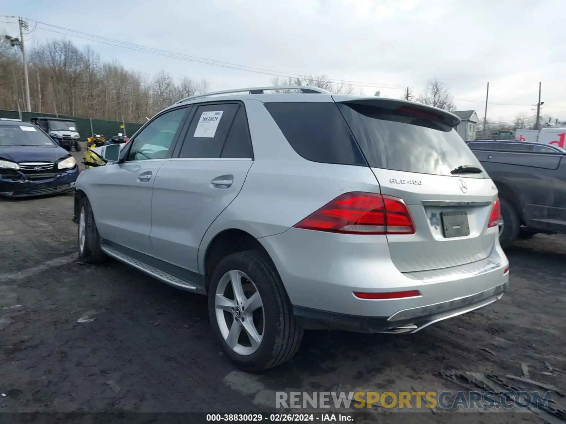 3 Фотография поврежденного автомобиля 4JGDA5GB9KB212045 MERCEDES-BENZ GLE 400 2019