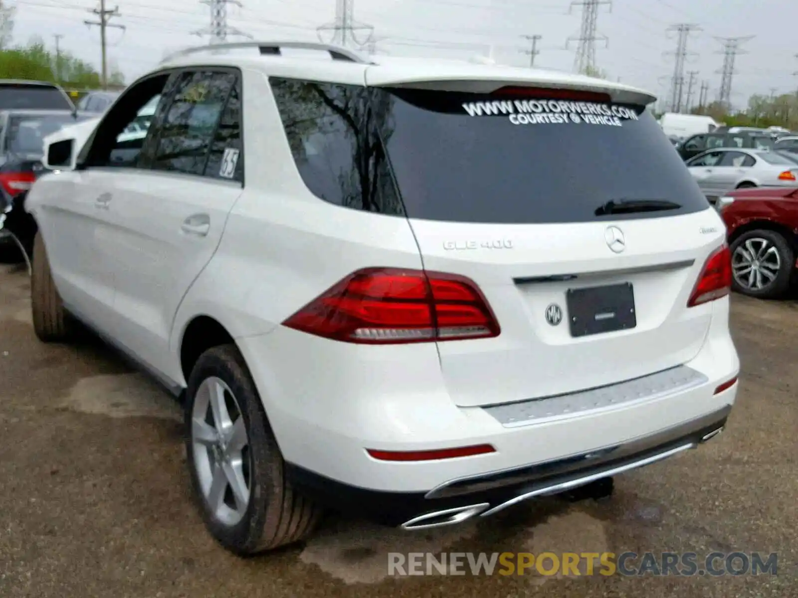 3 Photograph of a damaged car 4JGDA5GB8KB214546 MERCEDES-BENZ GLE 400 4M 2019