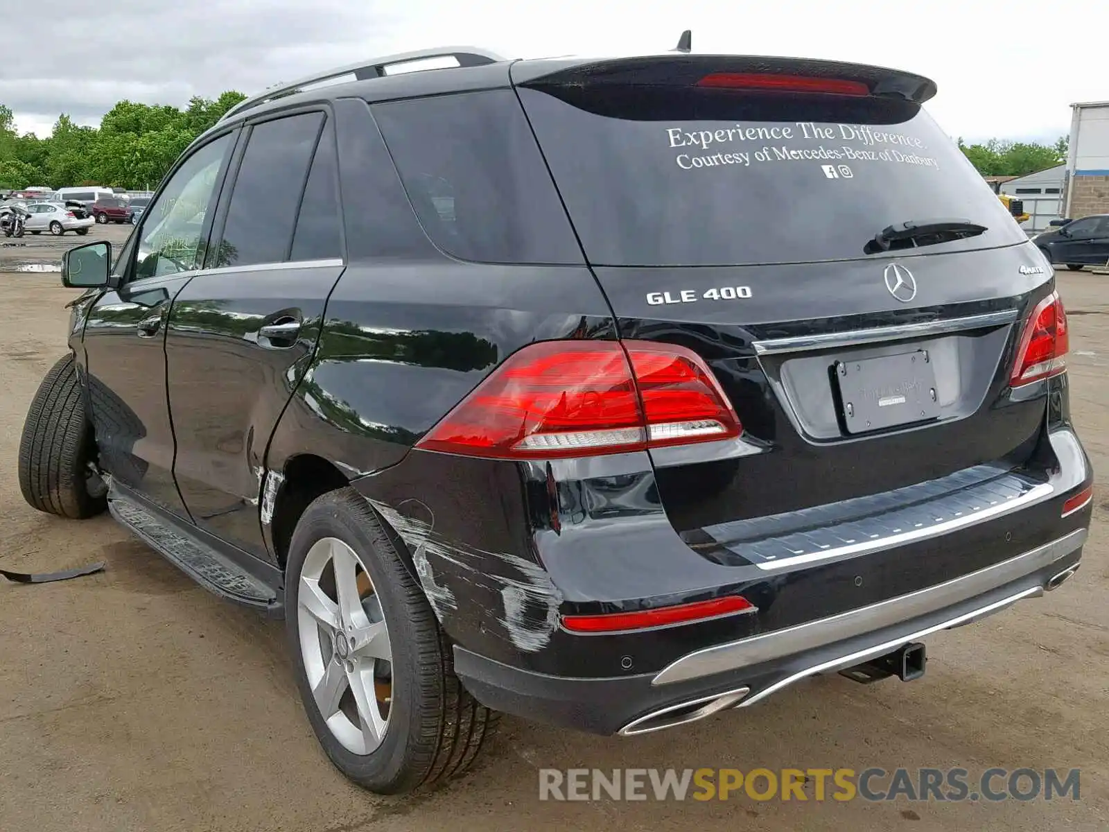 3 Photograph of a damaged car 4JGDA5GB8KB215857 MERCEDES-BENZ GLE 400 4M 2019