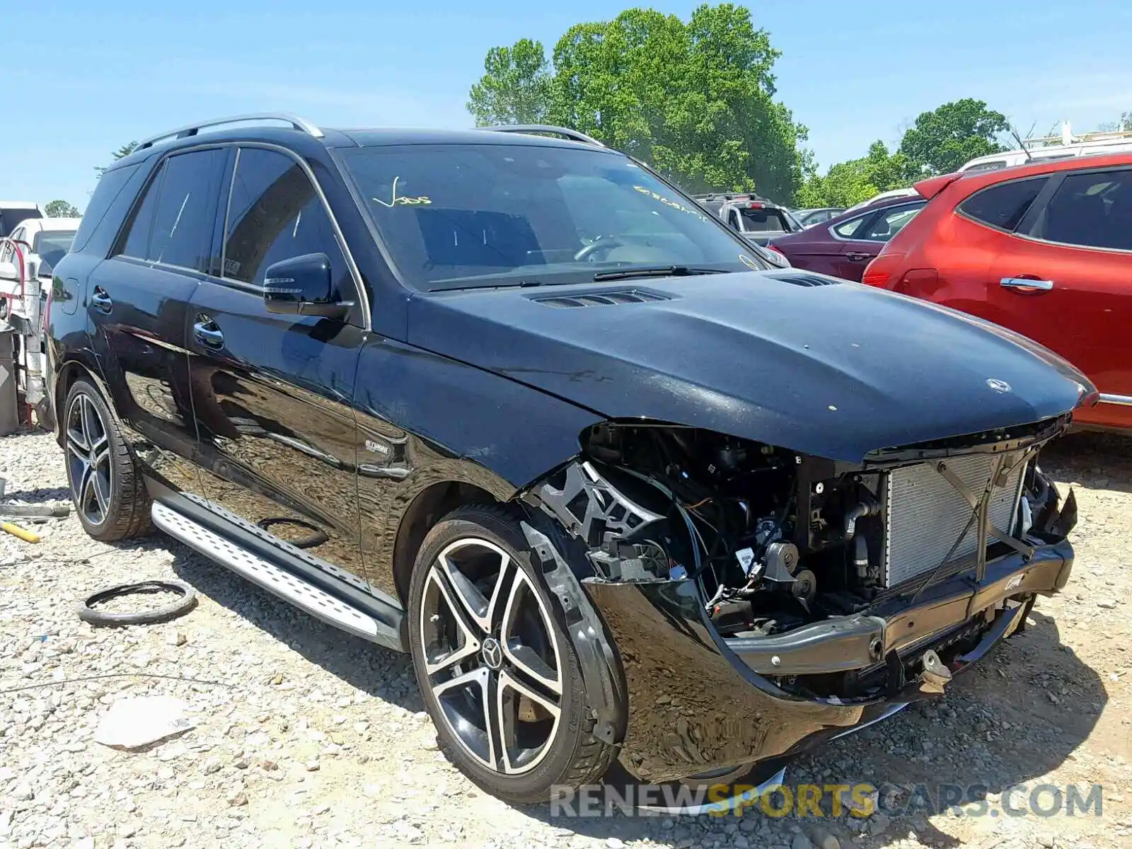 1 Photograph of a damaged car 4JGDA6EB7KB207774 MERCEDES-BENZ GLE 43 AMG 2019