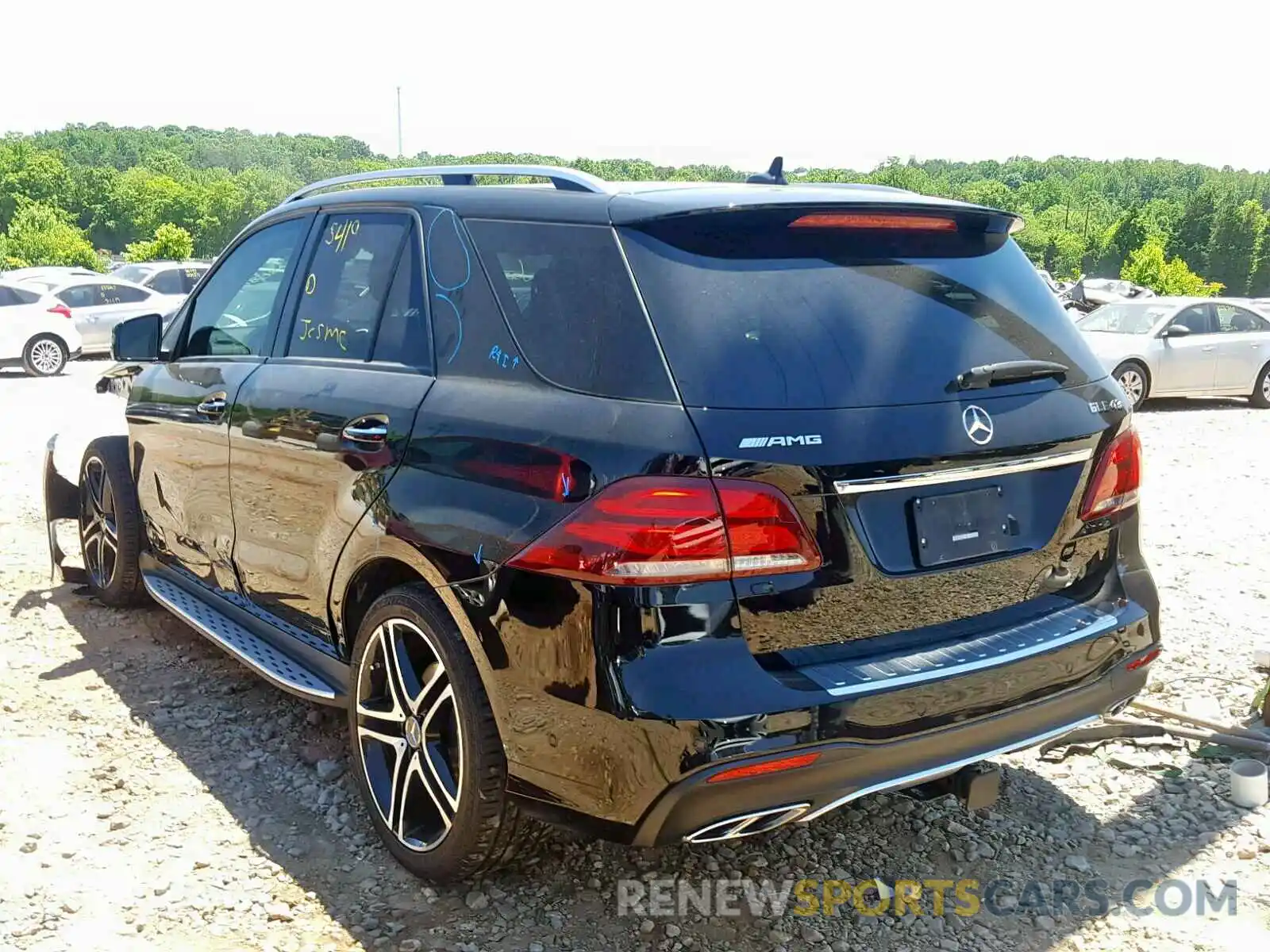 3 Photograph of a damaged car 4JGDA6EB7KB207774 MERCEDES-BENZ GLE 43 AMG 2019