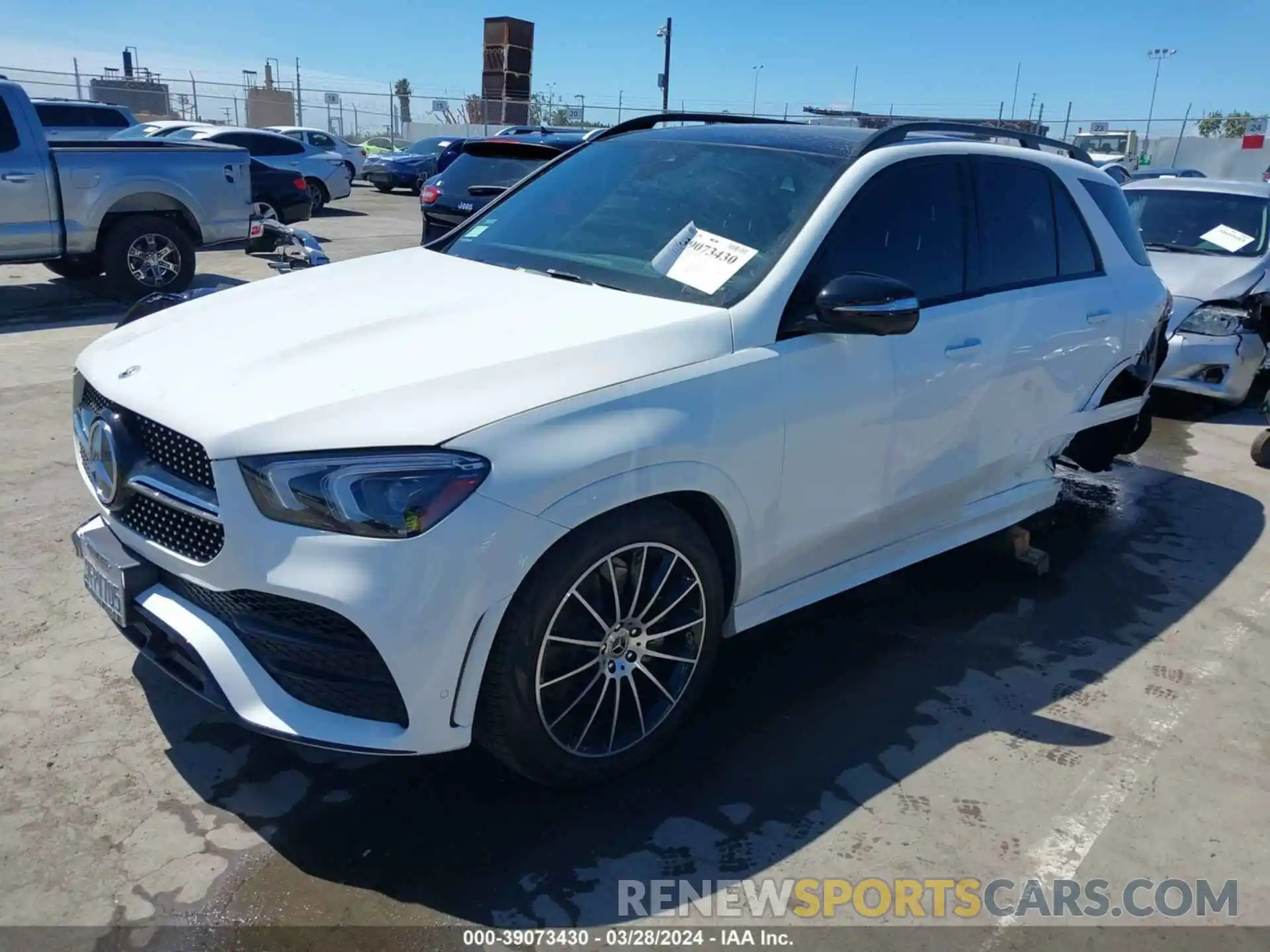 2 Photograph of a damaged car 4JGFB5KB4PA935571 MERCEDES-BENZ GLE 450 2023