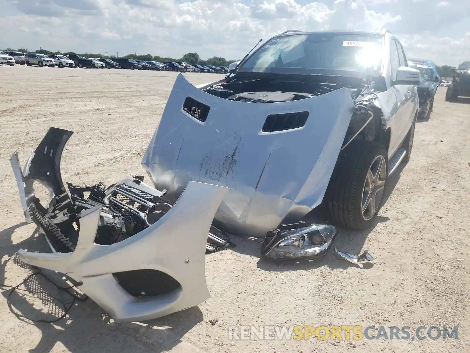 2 Photograph of a damaged car 4JGDA5GB0KB205307 MERCEDES-BENZ GLE-CLASS 2019