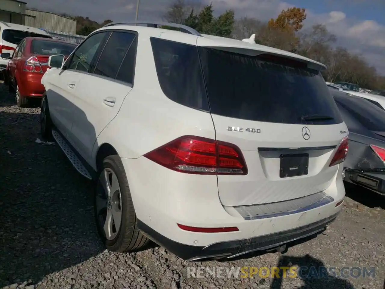 3 Photograph of a damaged car 4JGDA5GB0KB205632 MERCEDES-BENZ GLE-CLASS 2019