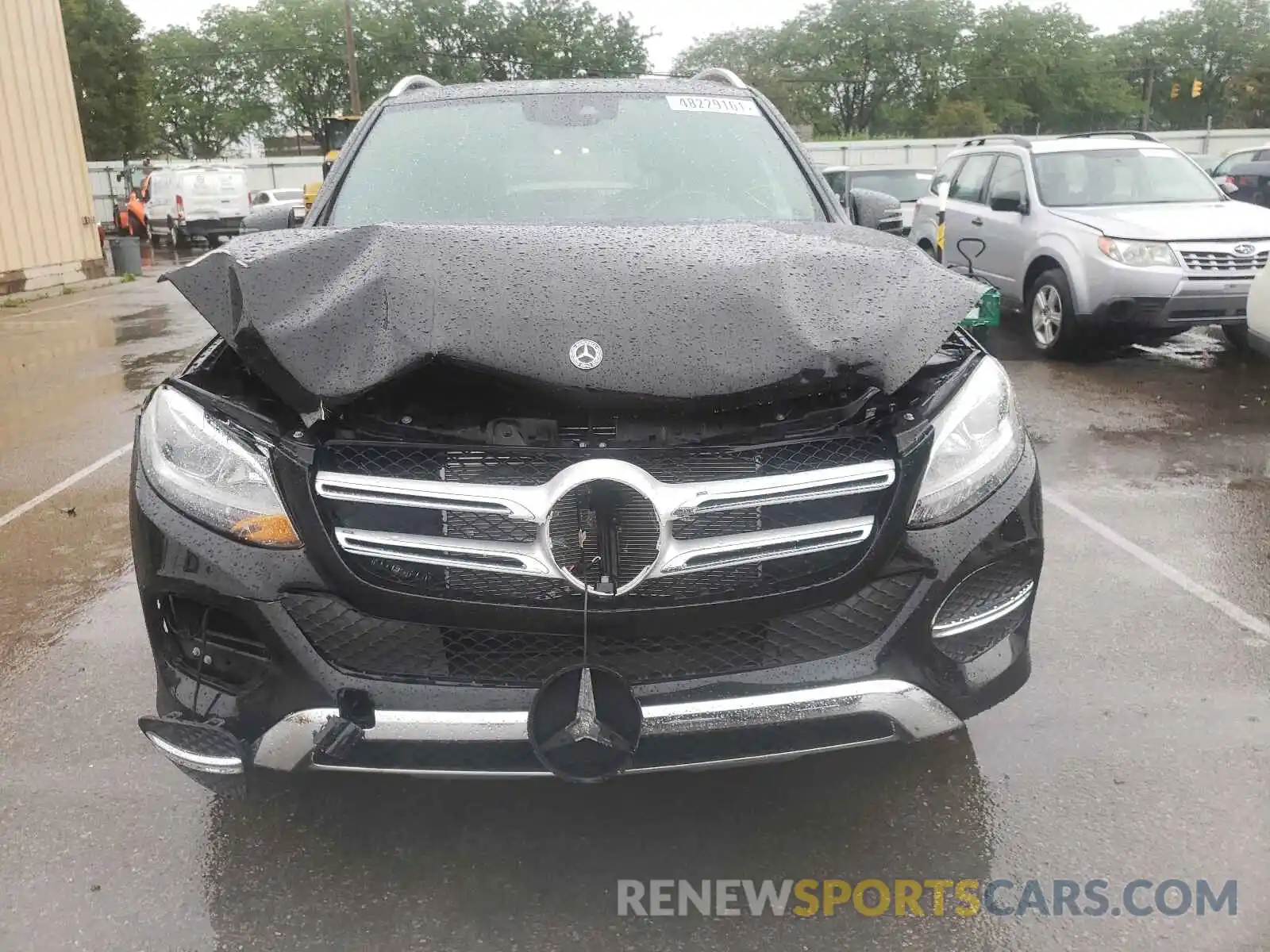 9 Photograph of a damaged car 4JGDA5GB0KB207526 MERCEDES-BENZ GLE-CLASS 2019