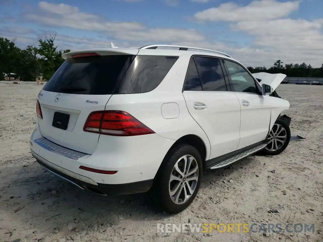 4 Photograph of a damaged car 4JGDA5GB0KB209440 MERCEDES-BENZ GLE-CLASS 2019