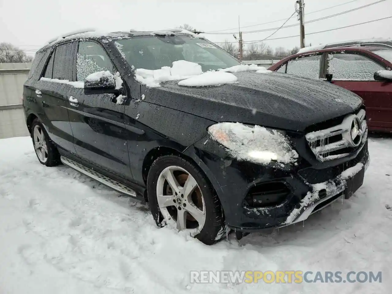 4 Photograph of a damaged car 4JGDA5GB0KB212595 MERCEDES-BENZ GLE-CLASS 2019