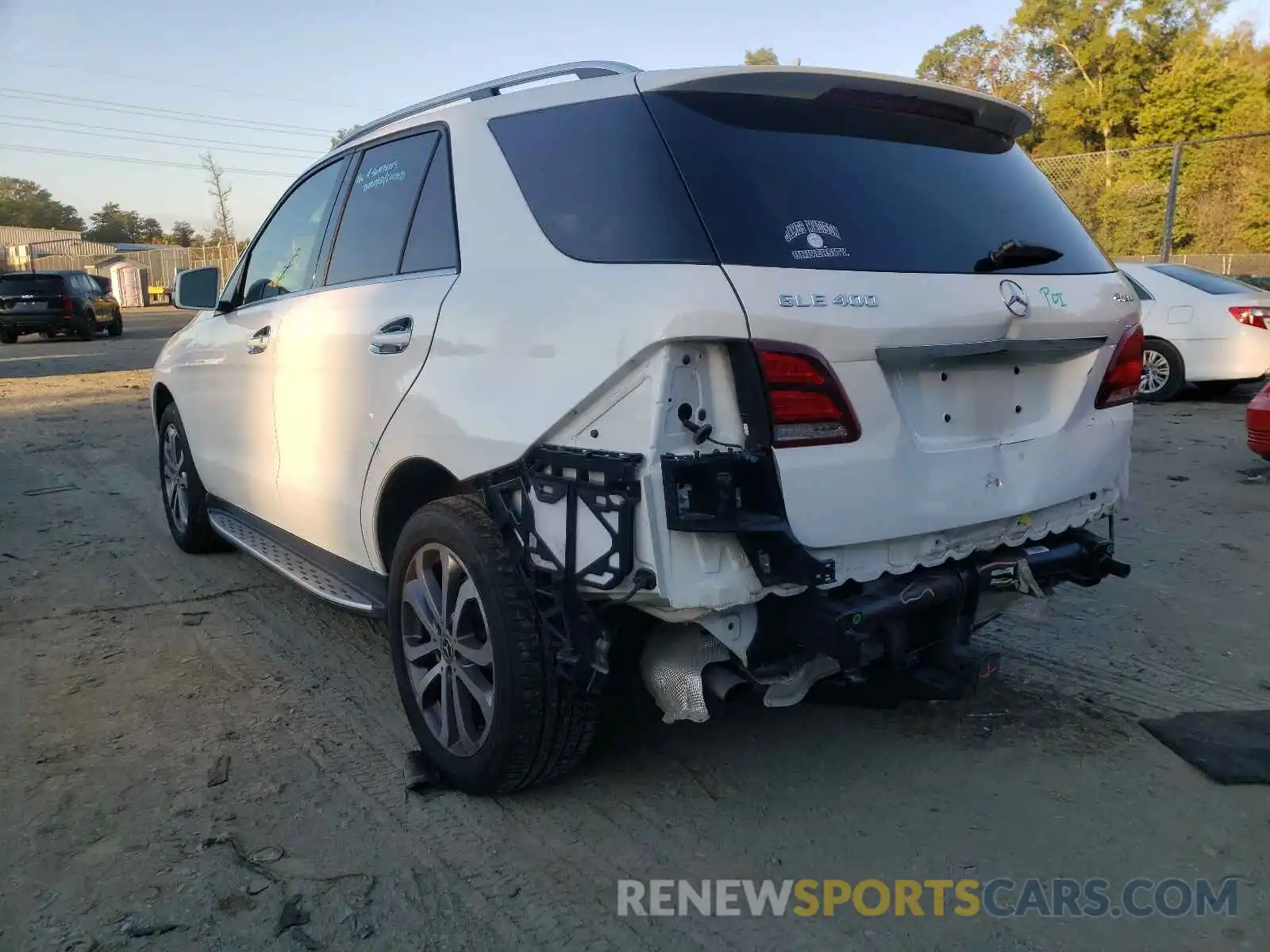 3 Photograph of a damaged car 4JGDA5GB4KB216293 MERCEDES-BENZ GLE-CLASS 2019