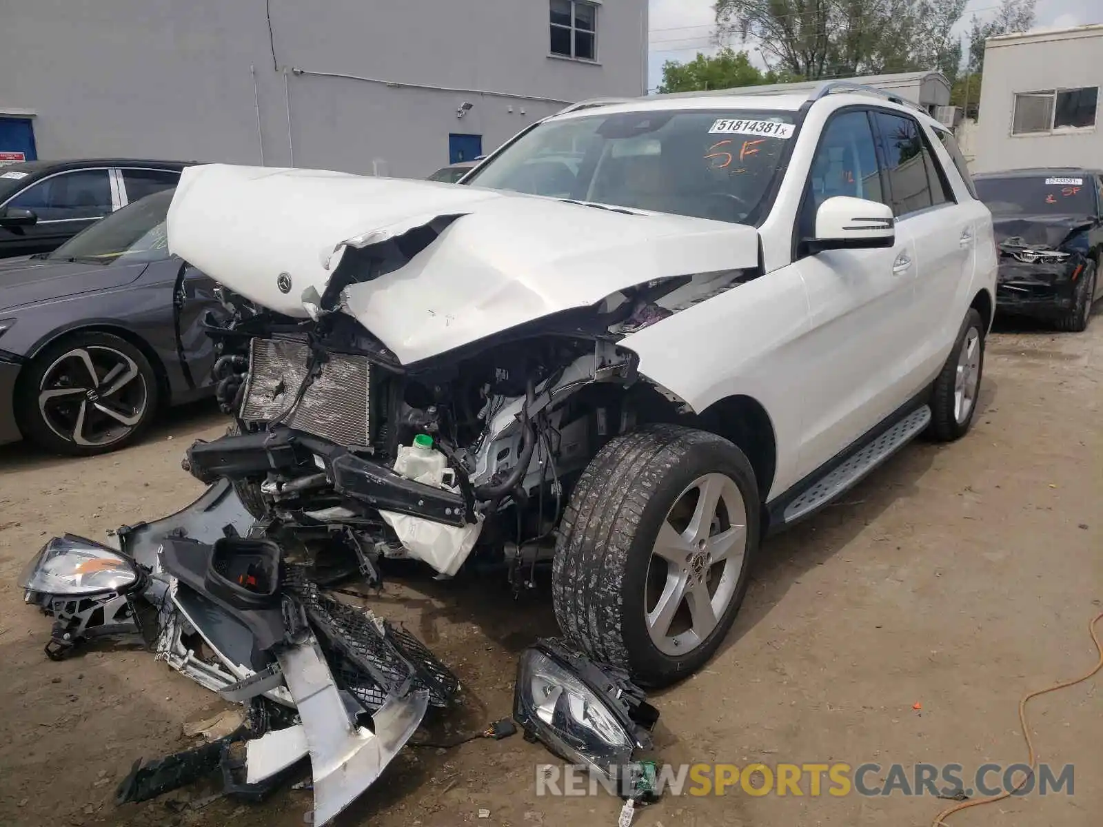 2 Photograph of a damaged car 4JGDA5GB5KB207523 MERCEDES-BENZ GLE-CLASS 2019