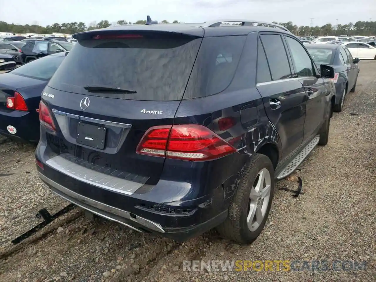 4 Photograph of a damaged car 4JGDA5GB5KB207974 MERCEDES-BENZ GLE-CLASS 2019