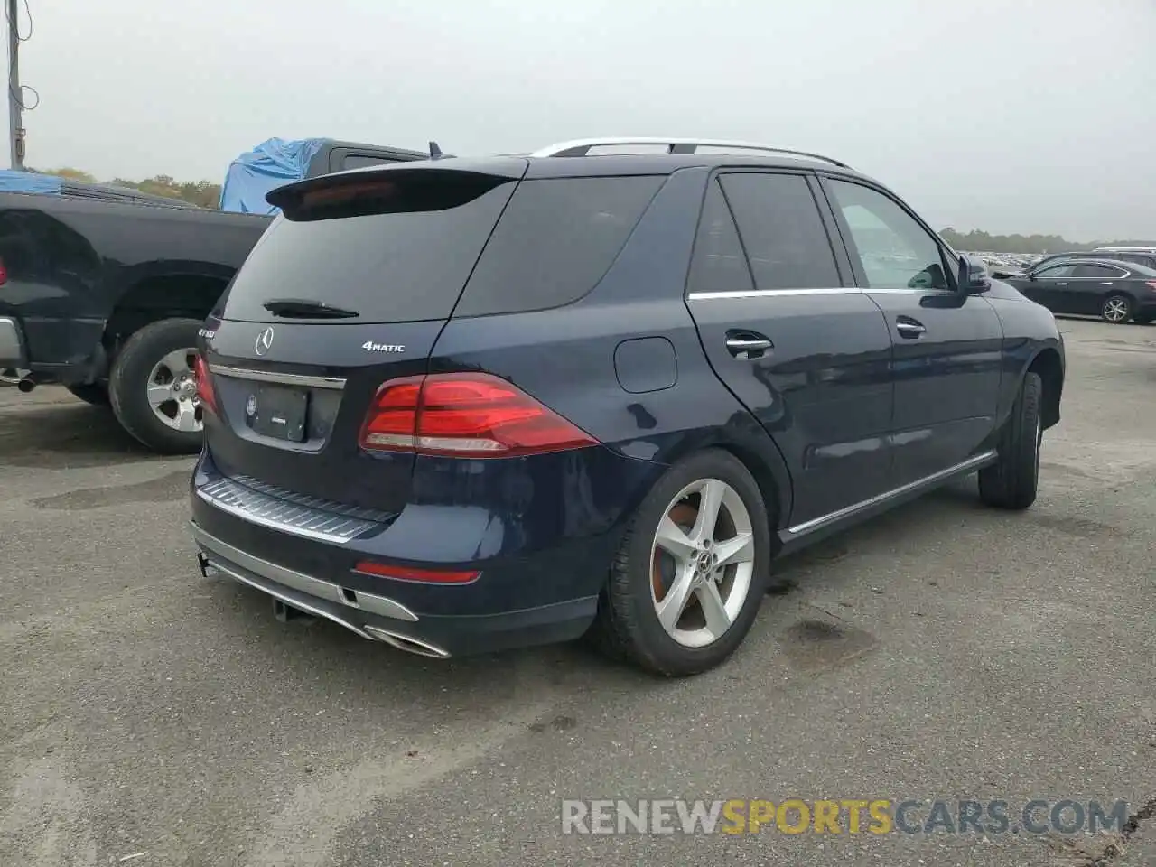 4 Photograph of a damaged car 4JGDA5GB5KB212821 MERCEDES-BENZ GLE-CLASS 2019