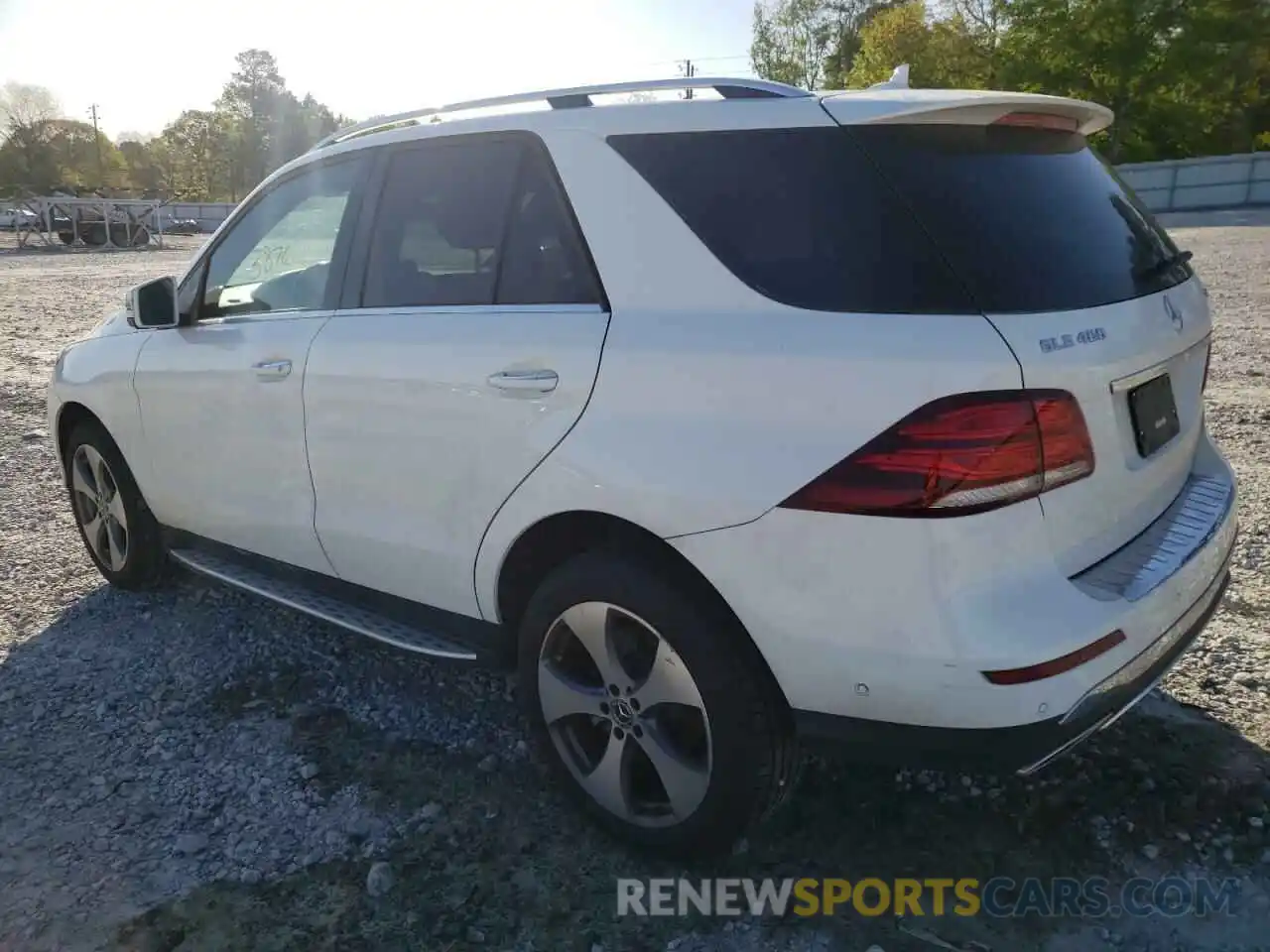 3 Photograph of a damaged car 4JGDA5GB5KB213242 MERCEDES-BENZ GLE-CLASS 2019