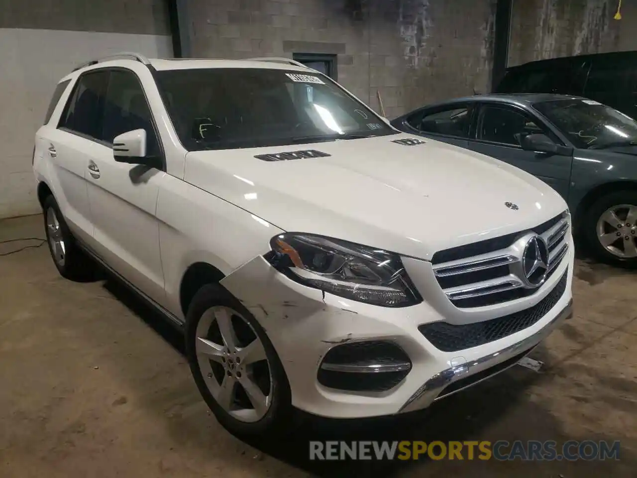 1 Photograph of a damaged car 4JGDA5GB7KB213761 MERCEDES-BENZ GLE-CLASS 2019