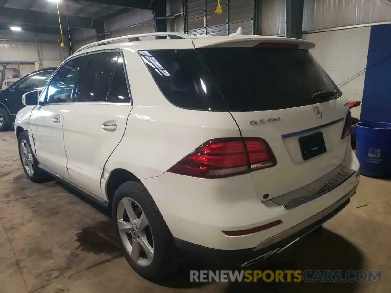 3 Photograph of a damaged car 4JGDA5GB7KB213761 MERCEDES-BENZ GLE-CLASS 2019