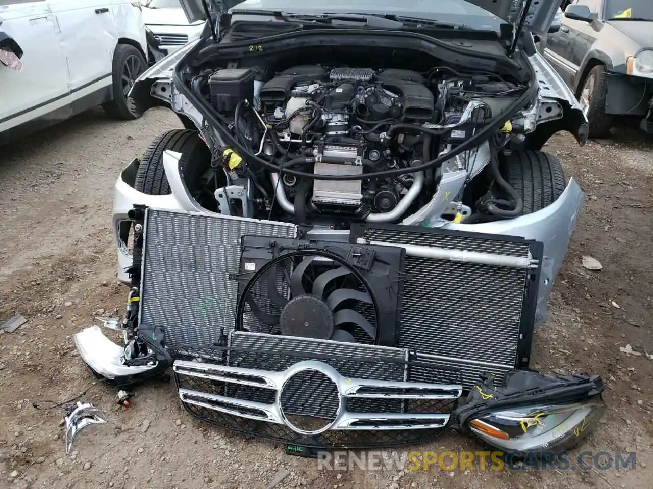 9 Photograph of a damaged car 4JGDA5GB7KB214313 MERCEDES-BENZ GLE-CLASS 2019