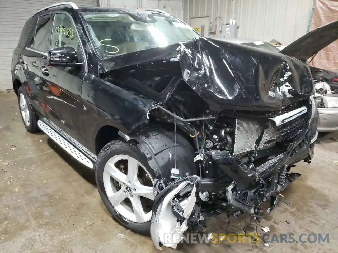 1 Photograph of a damaged car 4JGDA5GBXKB215374 MERCEDES-BENZ GLE-CLASS 2019