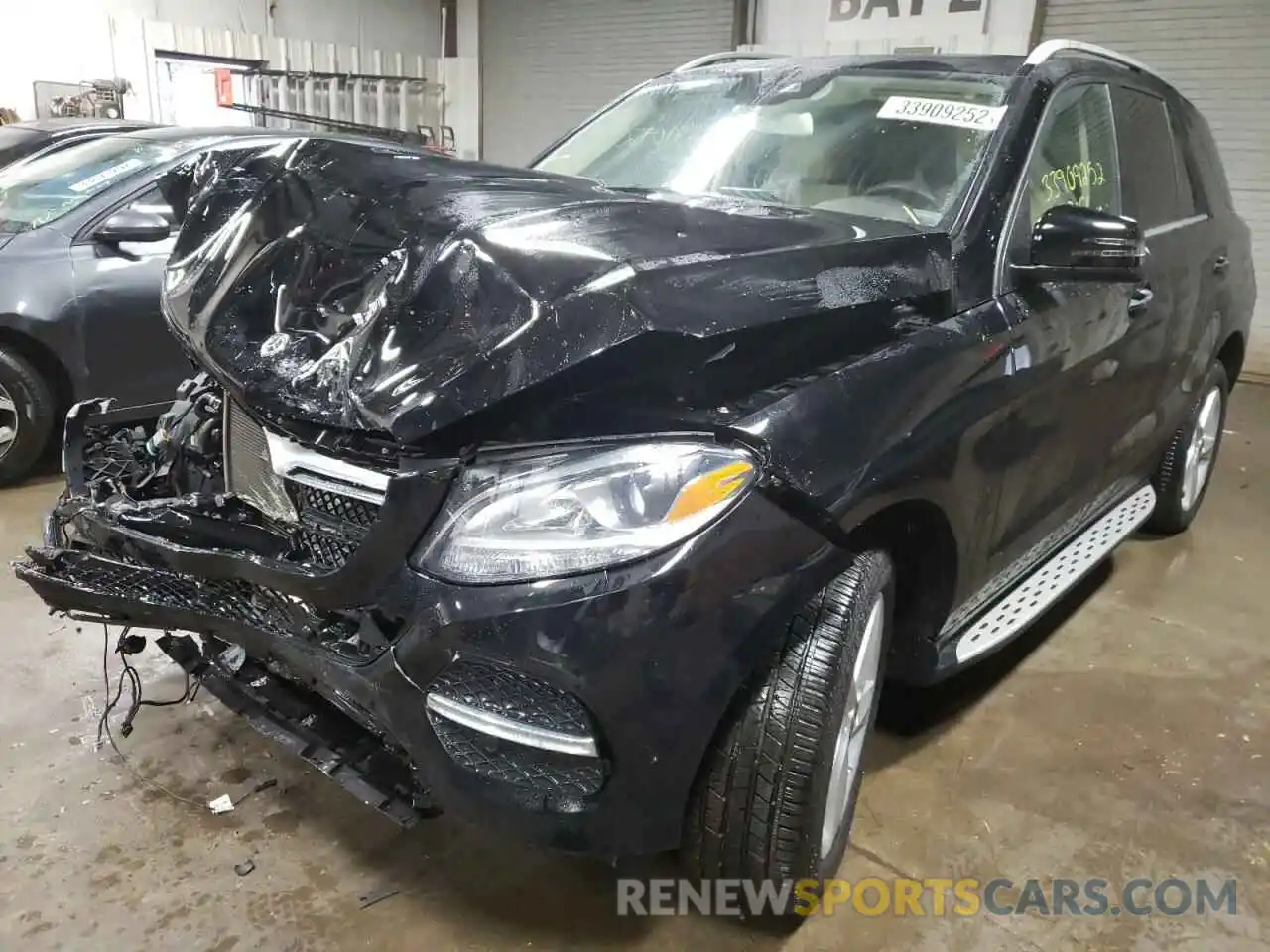 2 Photograph of a damaged car 4JGDA5GBXKB215374 MERCEDES-BENZ GLE-CLASS 2019