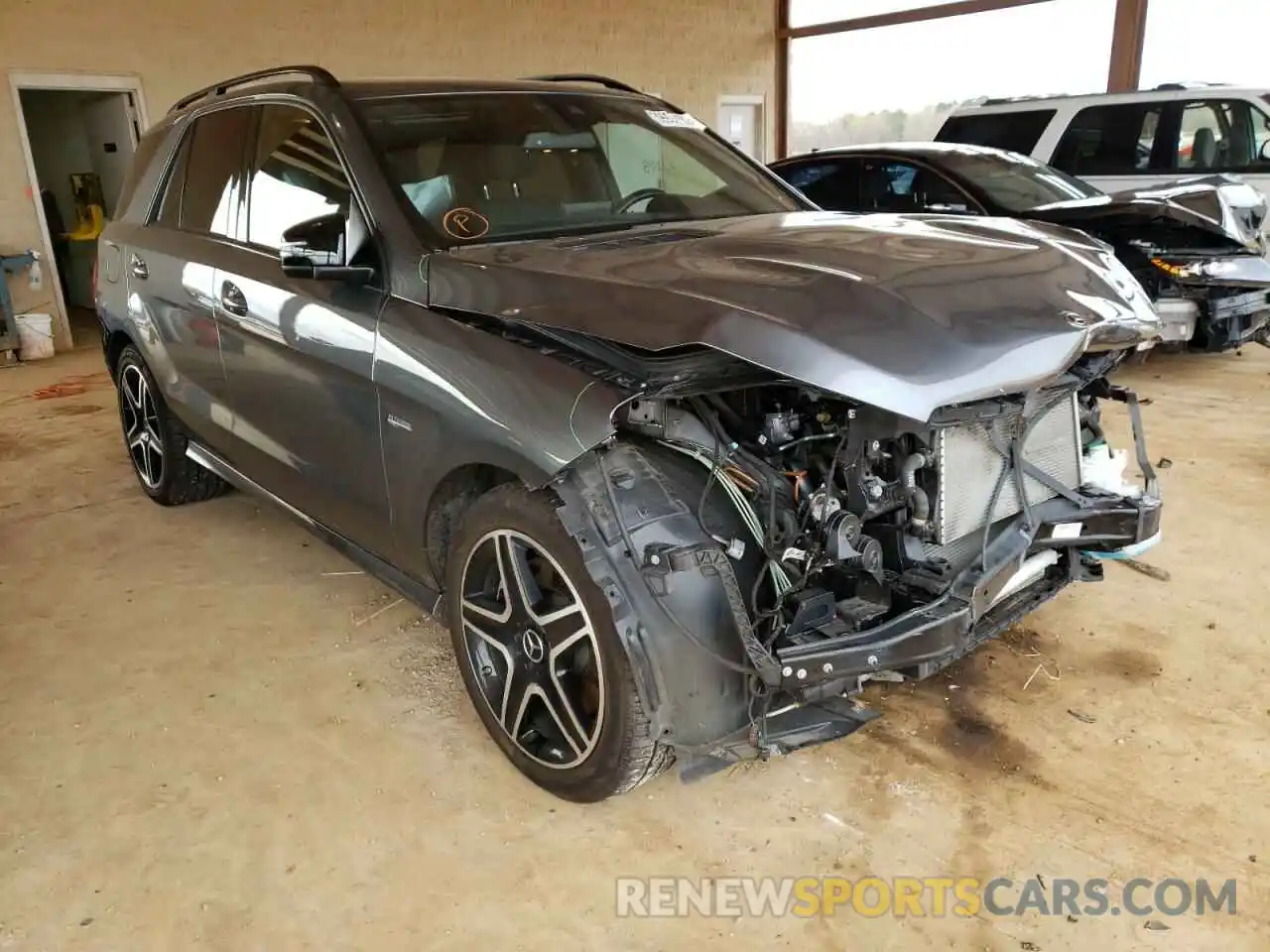 1 Photograph of a damaged car 4JGDA6EB6KB190062 MERCEDES-BENZ GLE-CLASS 2019