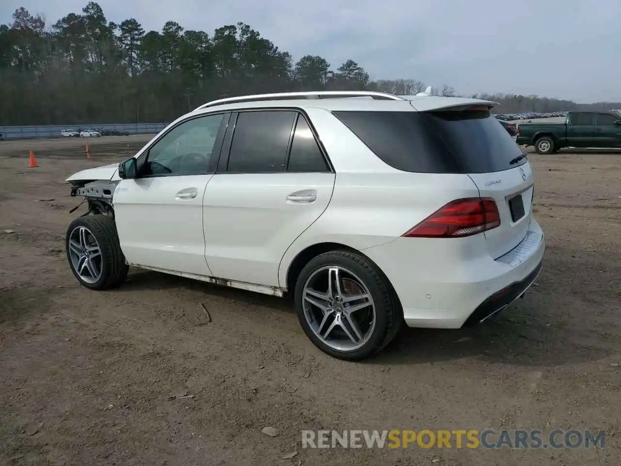 2 Photograph of a damaged car 4JGDA6EB7KB193360 MERCEDES-BENZ GLE-CLASS 2019