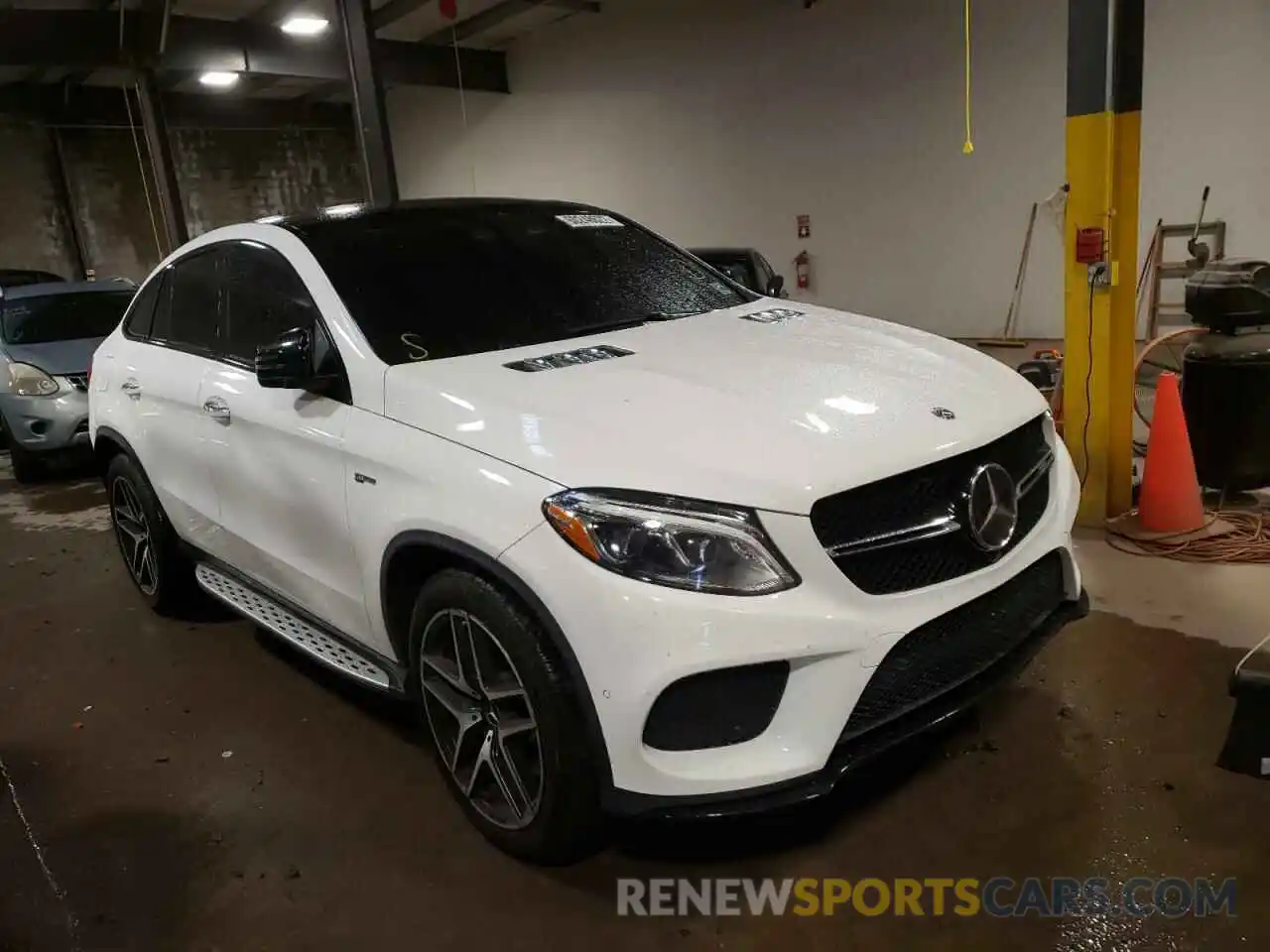 1 Фотография поврежденного автомобиля 4JGED6EB0KA137567 MERCEDES-BENZ GLE-CLASS 2019