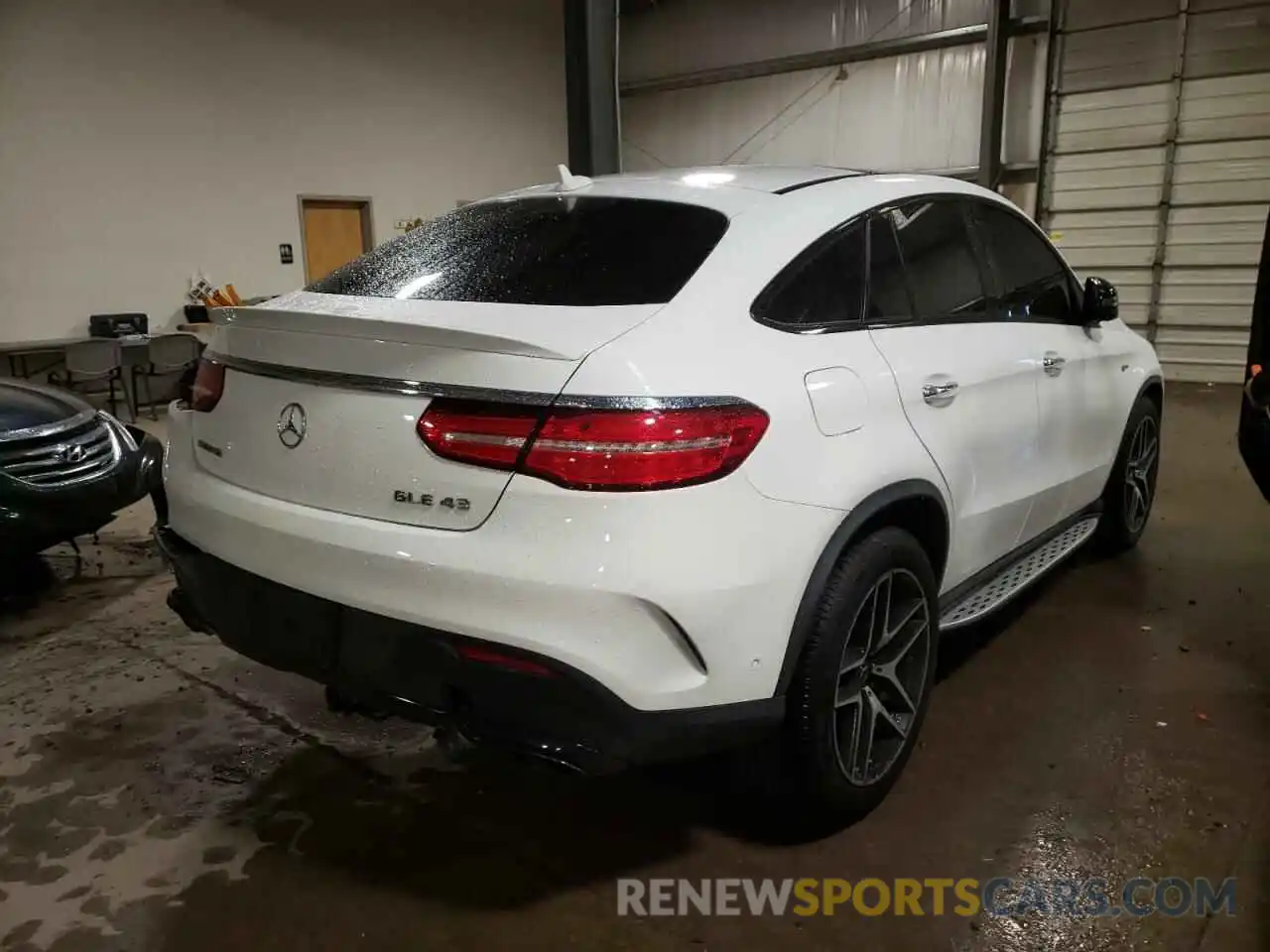 4 Фотография поврежденного автомобиля 4JGED6EB0KA137567 MERCEDES-BENZ GLE-CLASS 2019