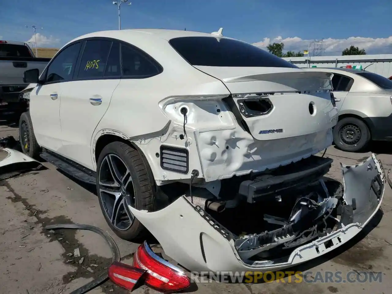 3 Фотография поврежденного автомобиля 4JGED6EB0KA150030 MERCEDES-BENZ GLE-CLASS 2019