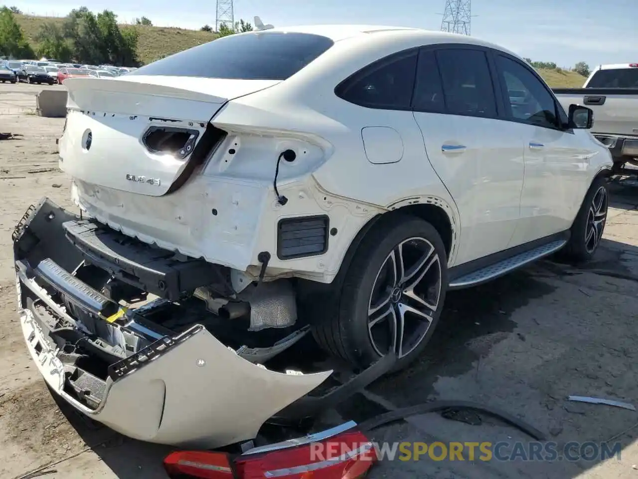 4 Photograph of a damaged car 4JGED6EB0KA150030 MERCEDES-BENZ GLE-CLASS 2019