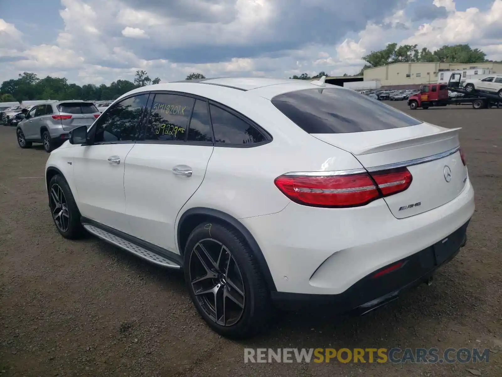 3 Фотография поврежденного автомобиля 4JGED6EB1KA138811 MERCEDES-BENZ GLE-CLASS 2019