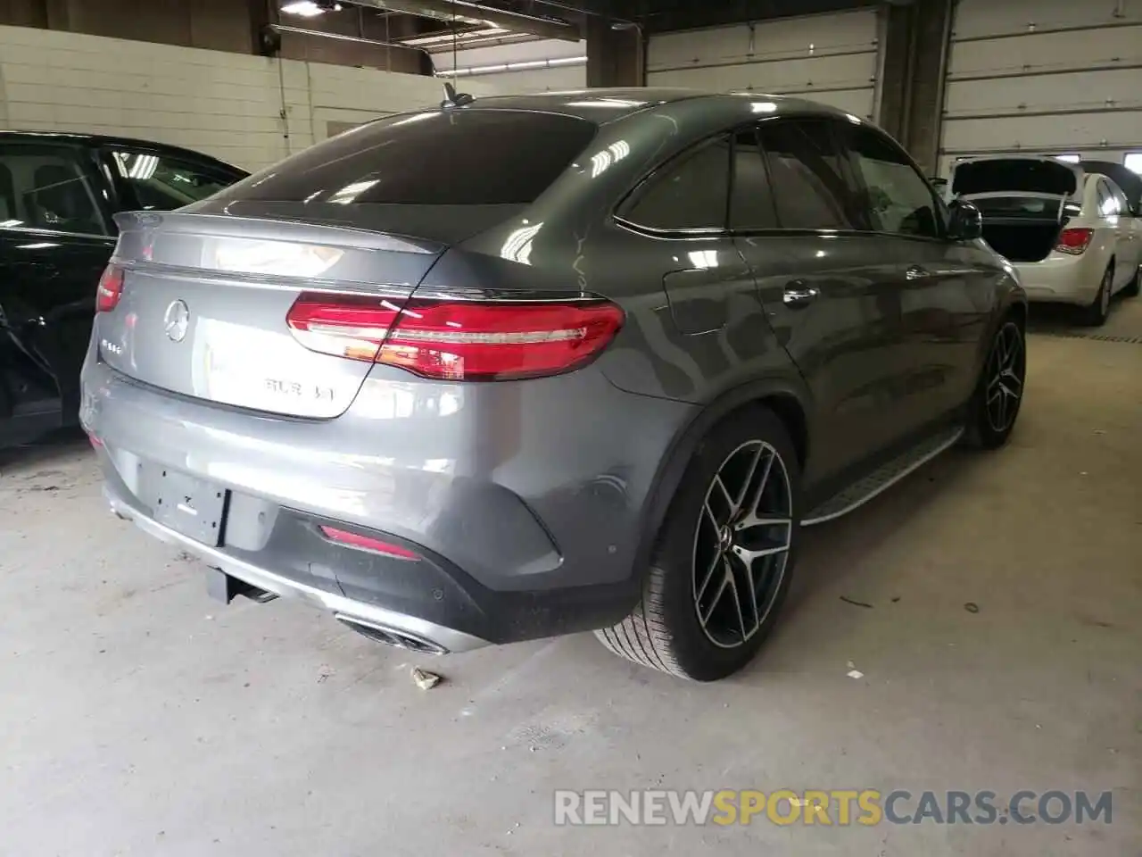 4 Photograph of a damaged car 4JGED6EB1KA150702 MERCEDES-BENZ GLE-CLASS 2019