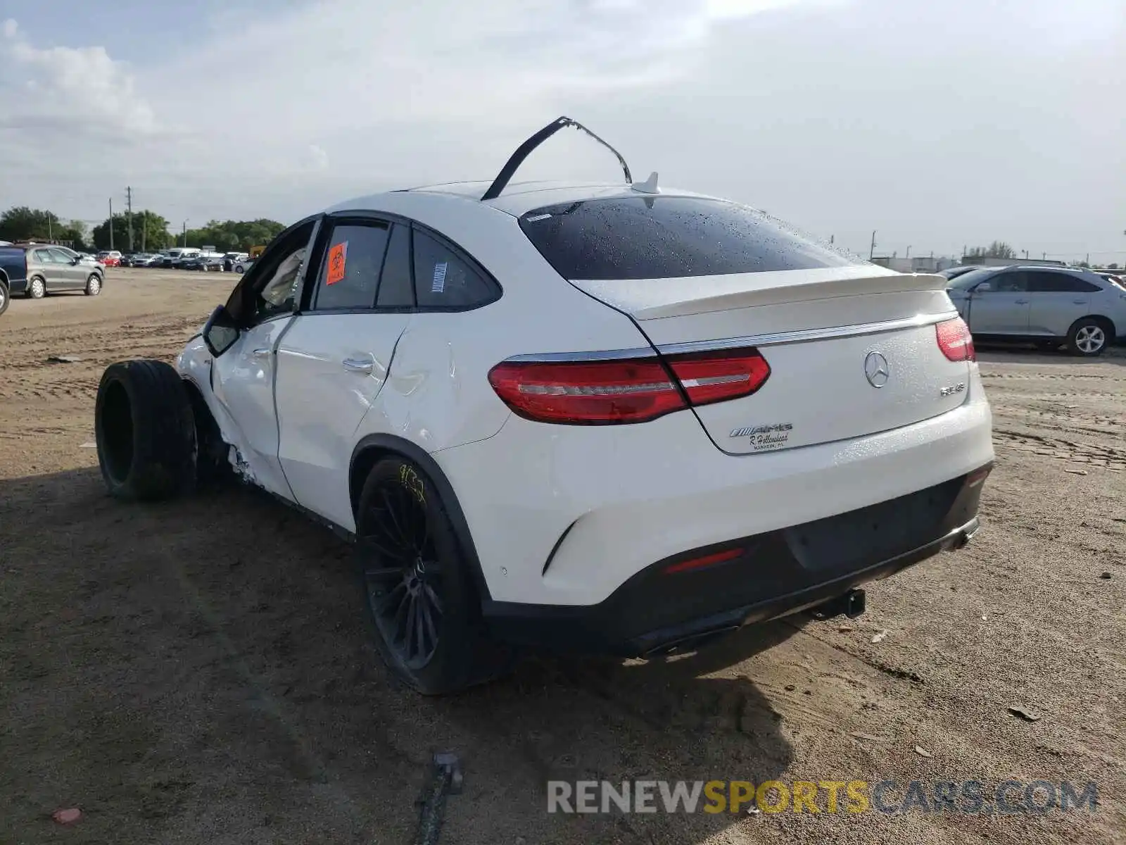 3 Photograph of a damaged car 4JGED6EB2KA127316 MERCEDES-BENZ GLE-CLASS 2019