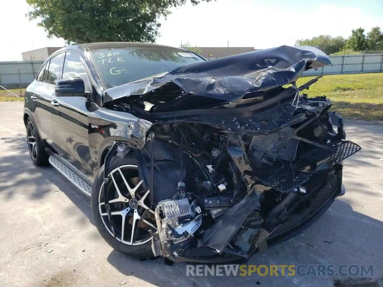 1 Photograph of a damaged car 4JGED6EB4KA150001 MERCEDES-BENZ GLE-CLASS 2019