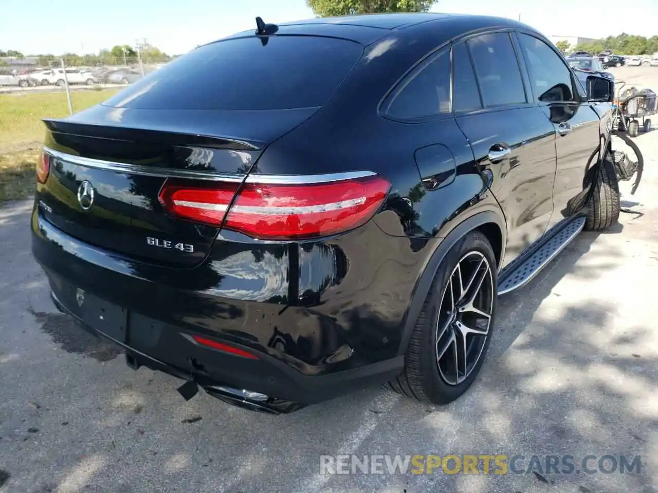 4 Photograph of a damaged car 4JGED6EB4KA150001 MERCEDES-BENZ GLE-CLASS 2019