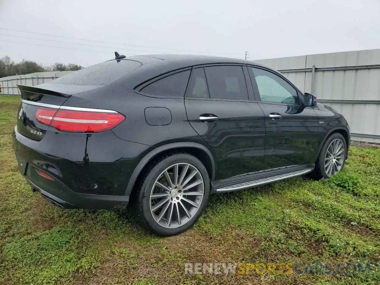 3 Photograph of a damaged car 4JGED6EB4KA153027 MERCEDES-BENZ GLE-CLASS 2019