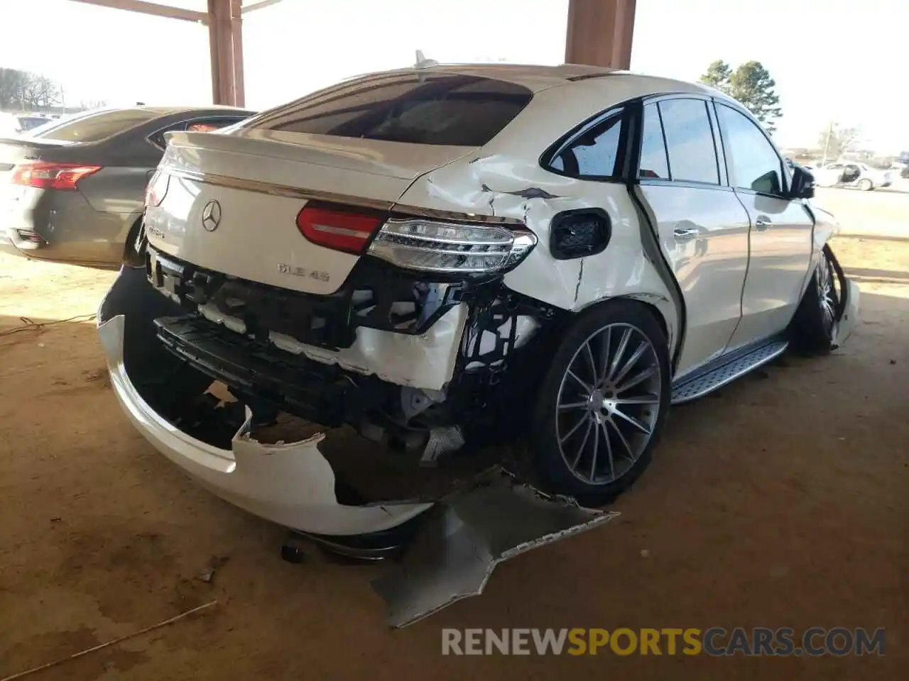 4 Photograph of a damaged car 4JGED6EB5KA155840 MERCEDES-BENZ GLE-CLASS 2019