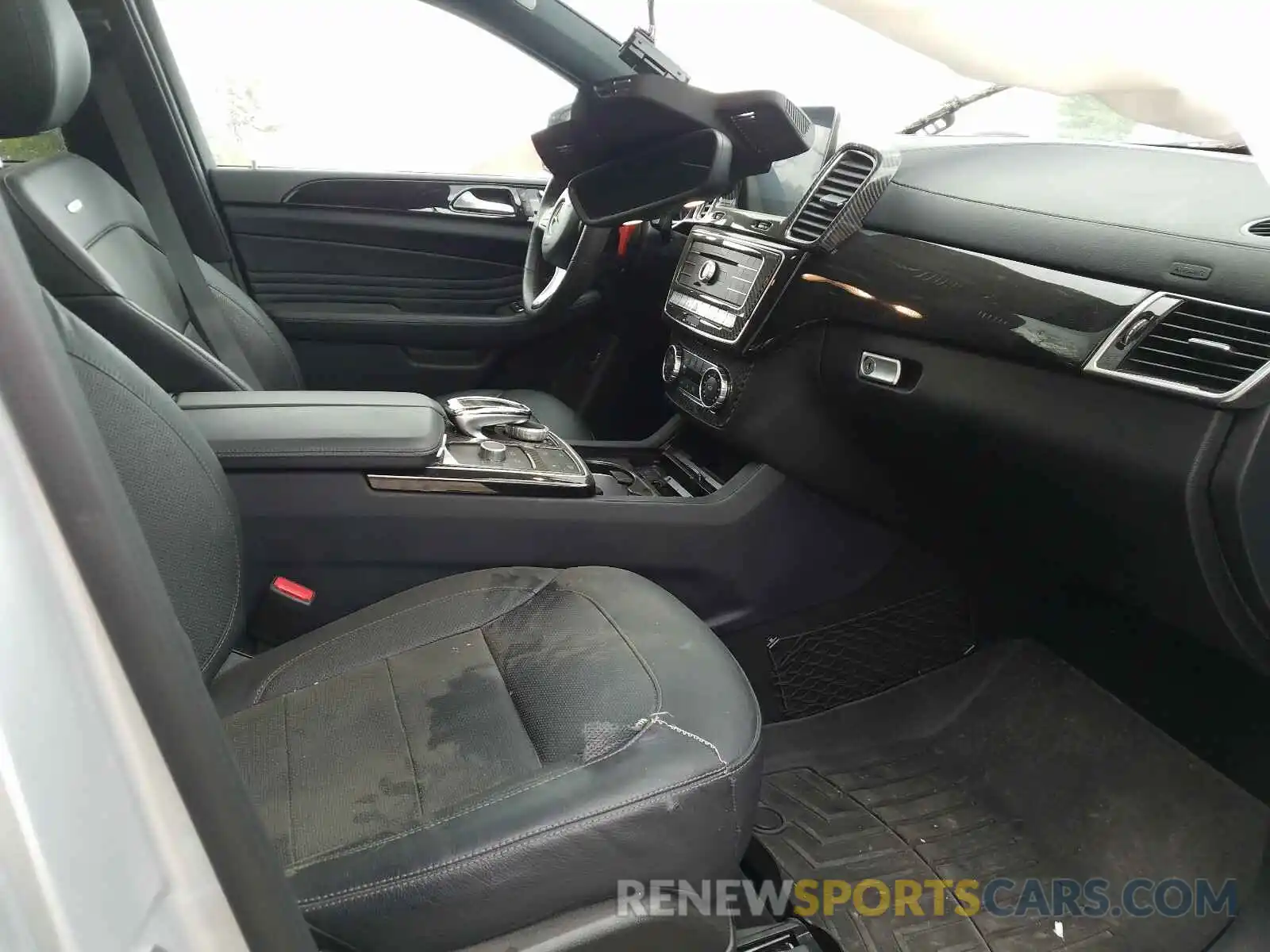 5 Photograph of a damaged car 4JGED6EB7KA152440 MERCEDES-BENZ GLE-CLASS 2019