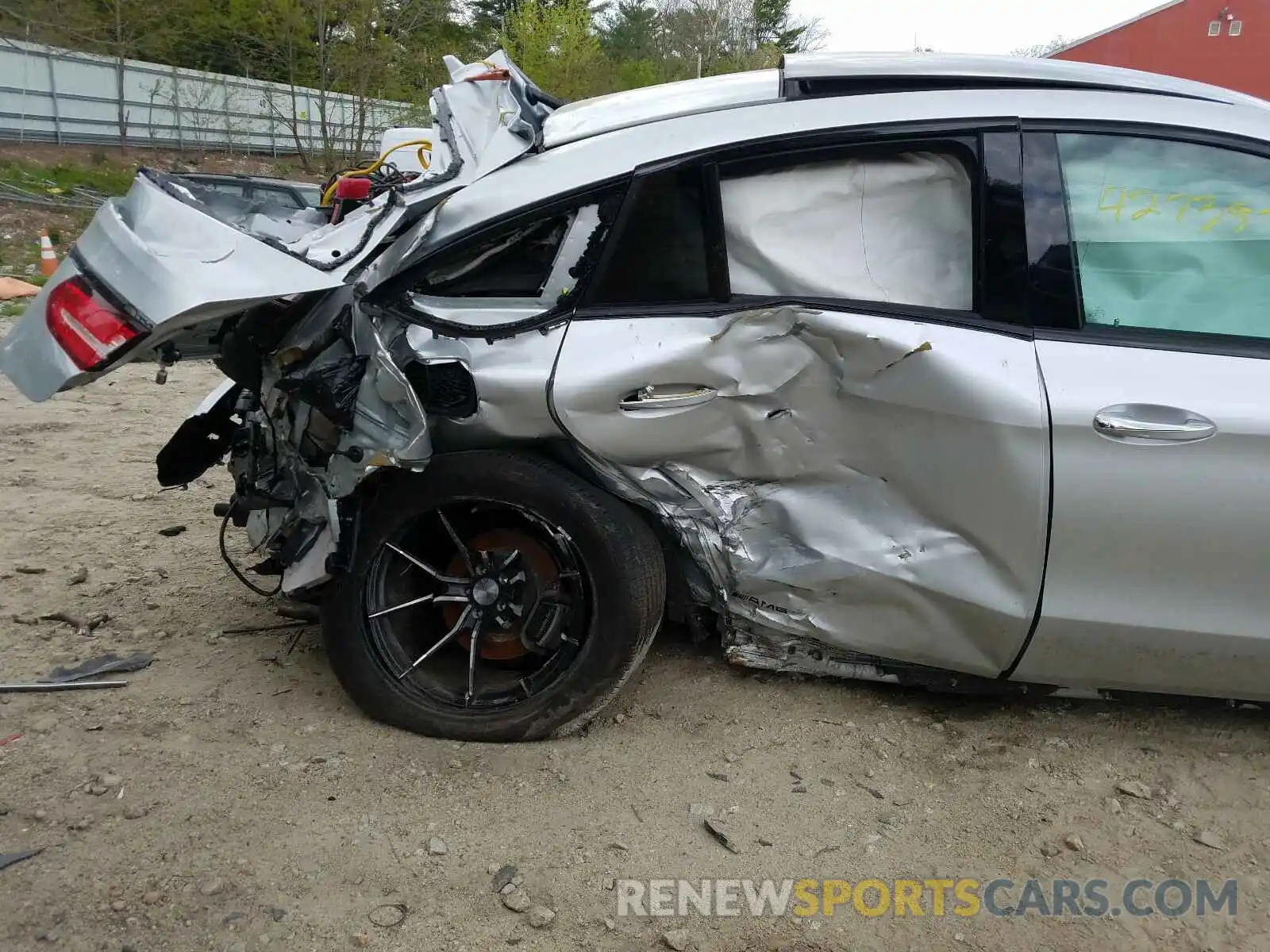 9 Photograph of a damaged car 4JGED6EB7KA152440 MERCEDES-BENZ GLE-CLASS 2019