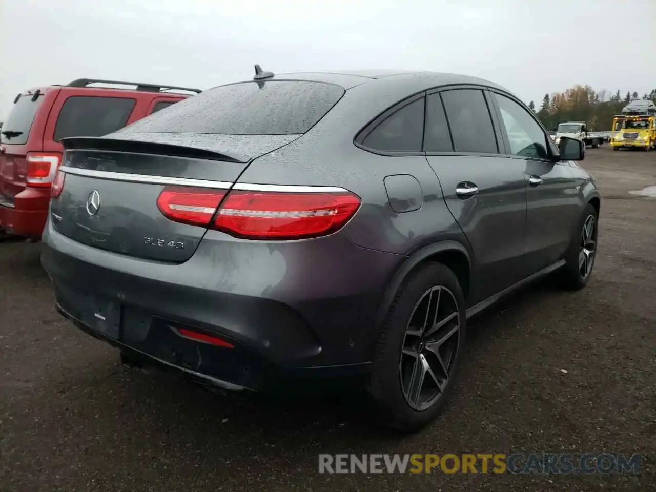 4 Photograph of a damaged car 4JGED6EB8KA139549 MERCEDES-BENZ GLE-CLASS 2019