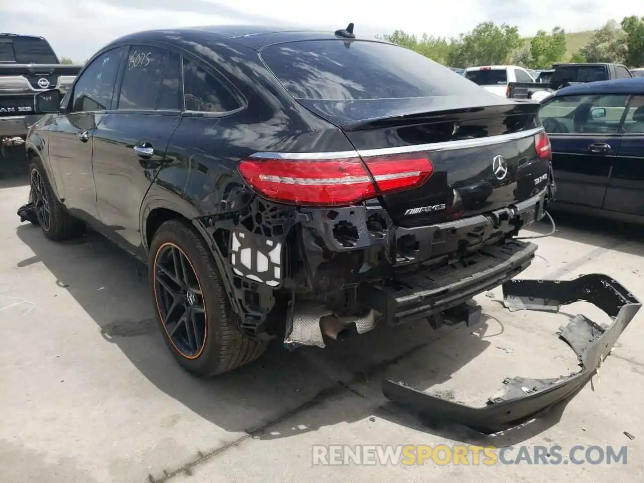 3 Фотография поврежденного автомобиля 4JGED6EB8KA151278 MERCEDES-BENZ GLE-CLASS 2019