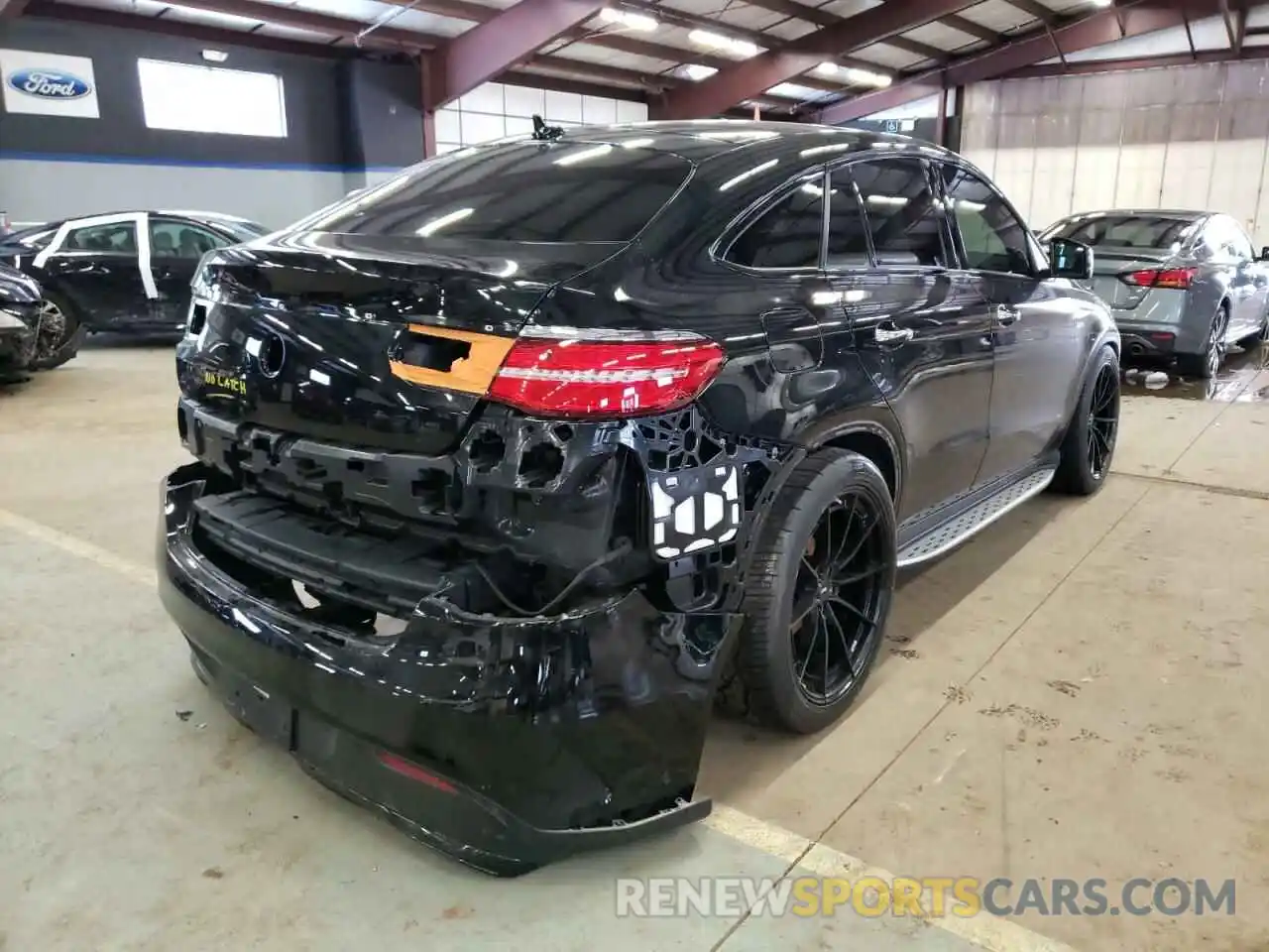 4 Photograph of a damaged car 4JGED6EB8KA153998 MERCEDES-BENZ GLE-CLASS 2019