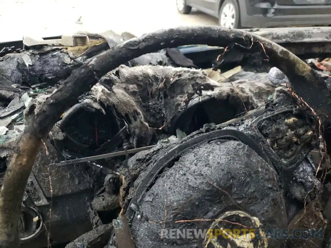 8 Photograph of a damaged car 4JGED6EB8KA154066 MERCEDES-BENZ GLE-CLASS 2019